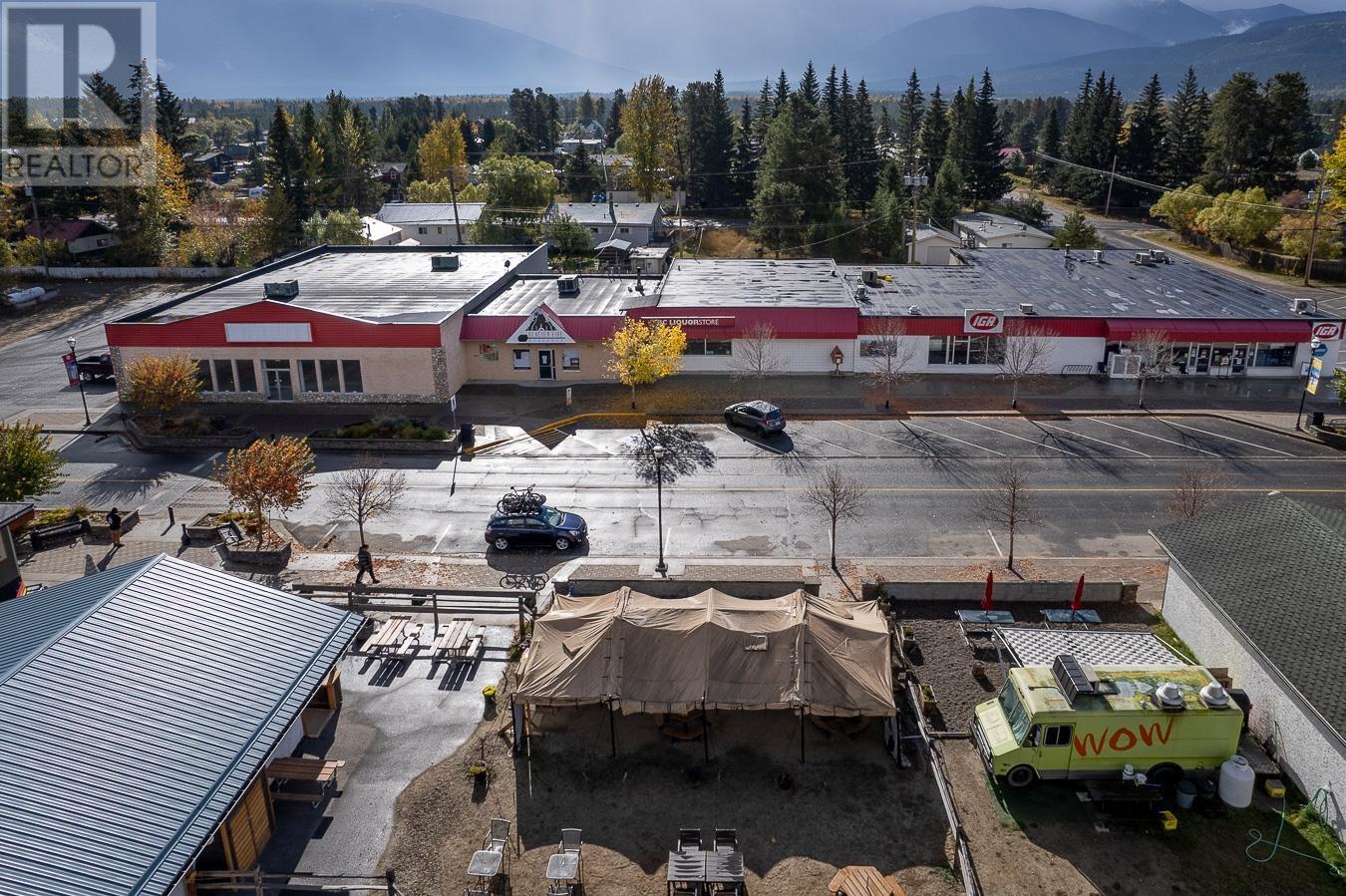 Photo 11 of 1163 5th Avenue, Valemount BC