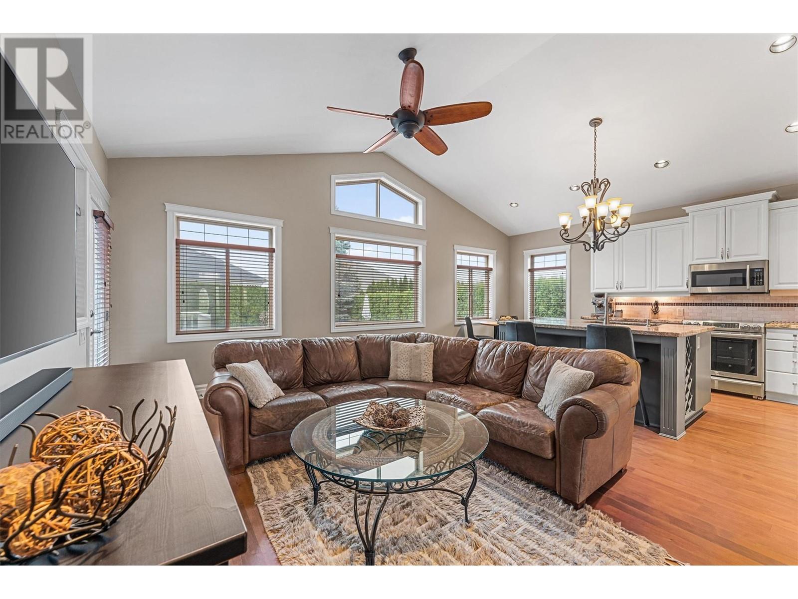  3079 Thacker Drive, West Kelowna
