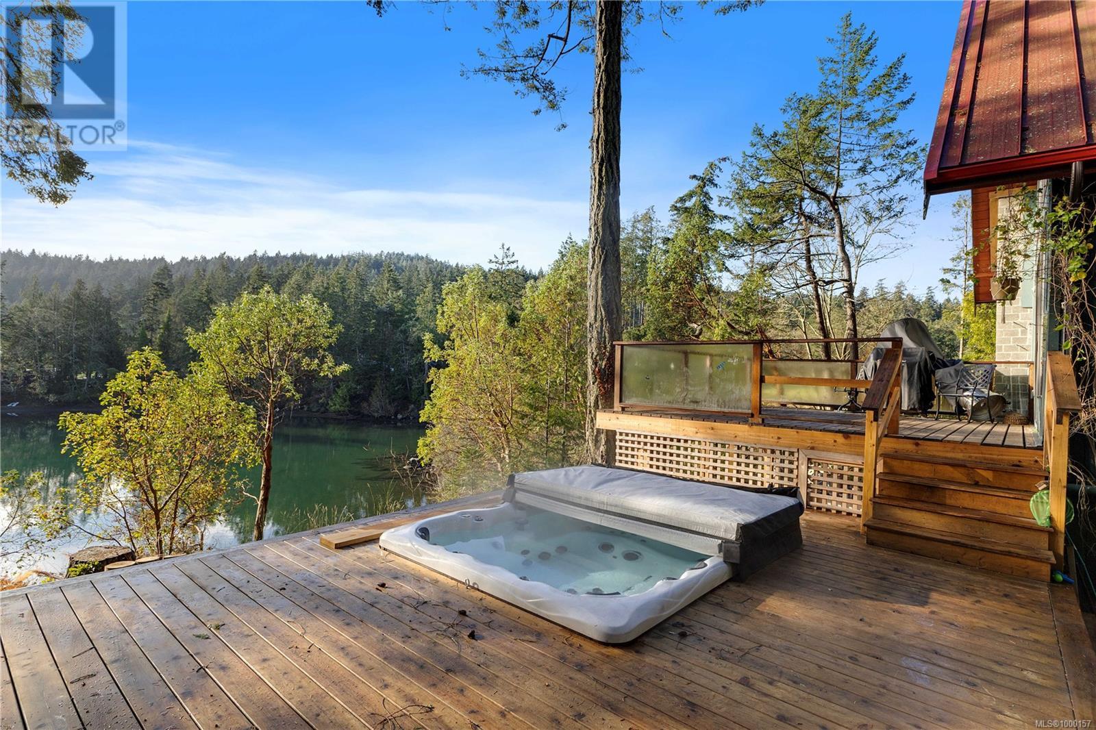  4602 Pecos Road, Pender Island