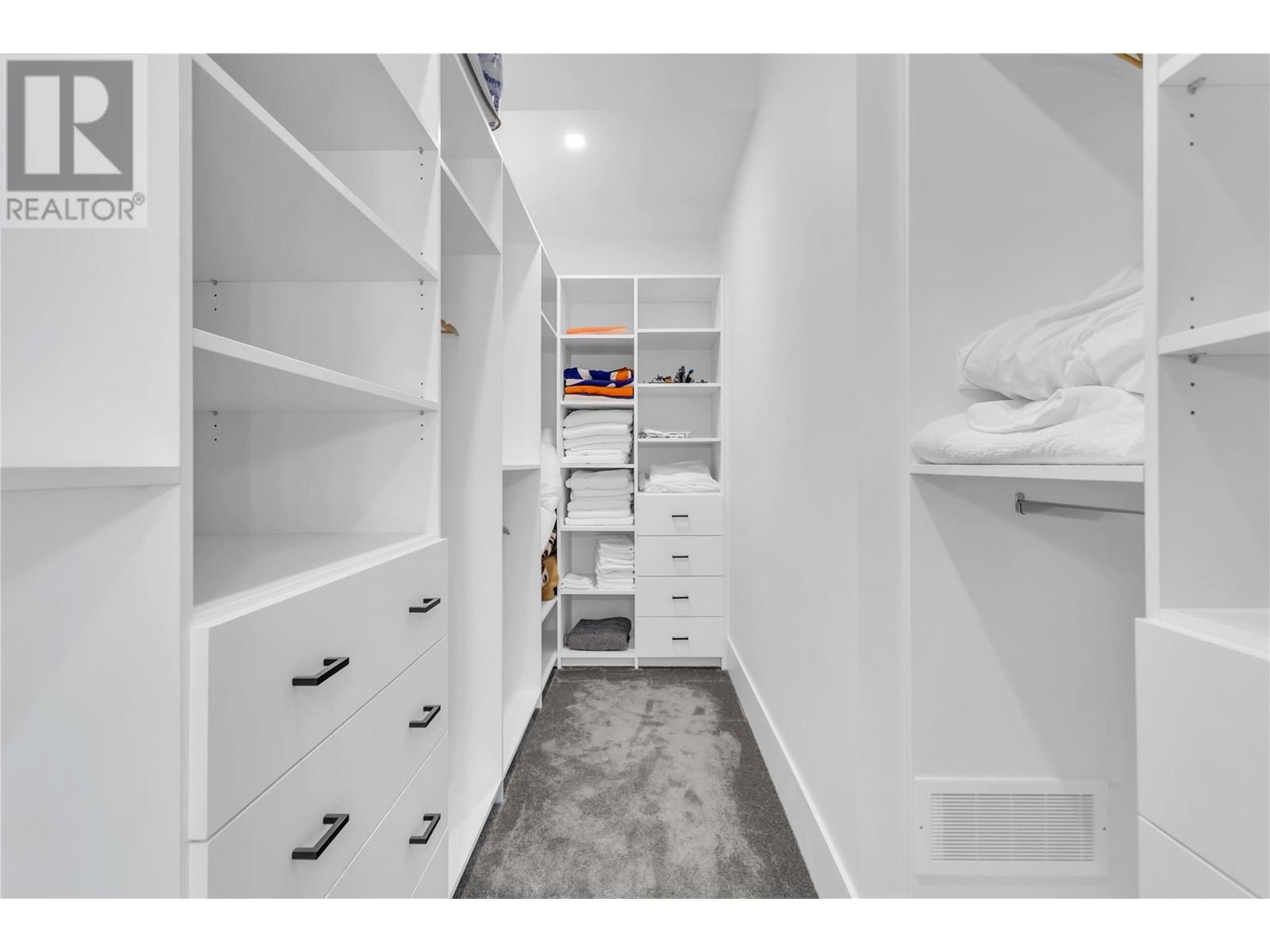  120 Silversage Terrace, Vernon