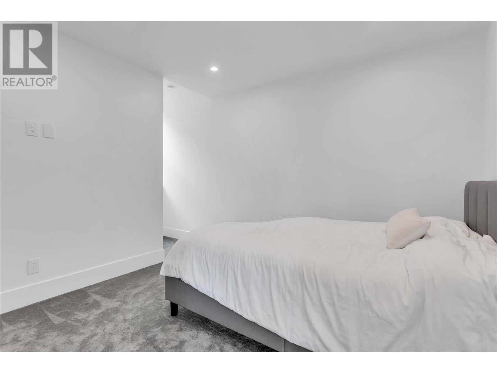  120 Silversage Terrace, Vernon