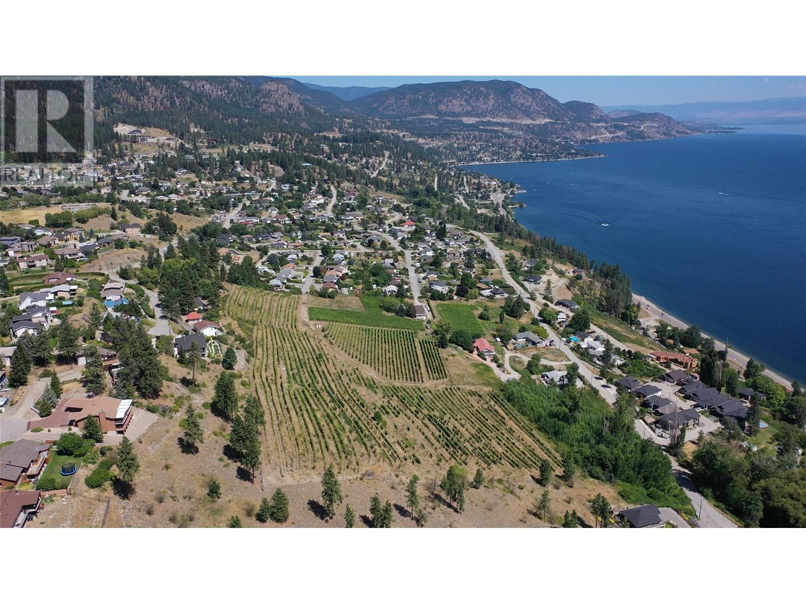 6212 Gummow Road & 6266 Lipsett Avenue, Peachland