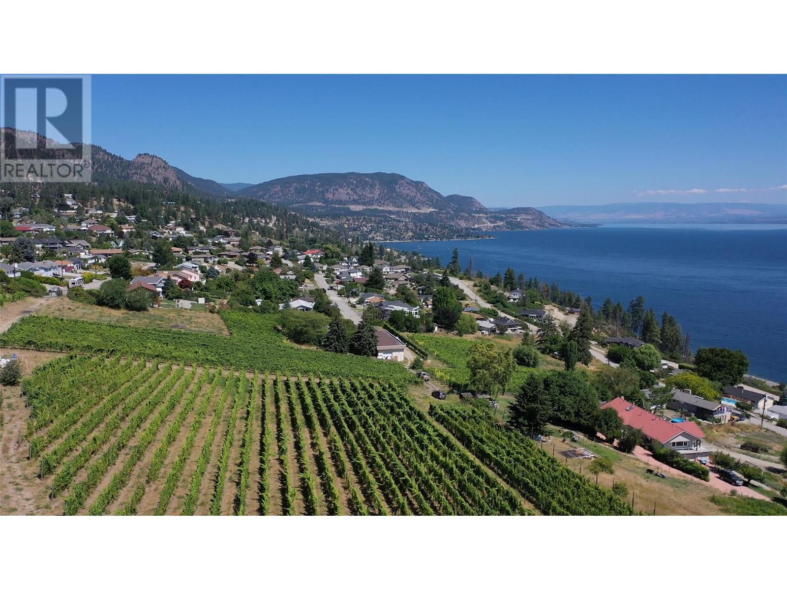 6212 Gummow Road & 6266 Lipsett Avenue, Peachland