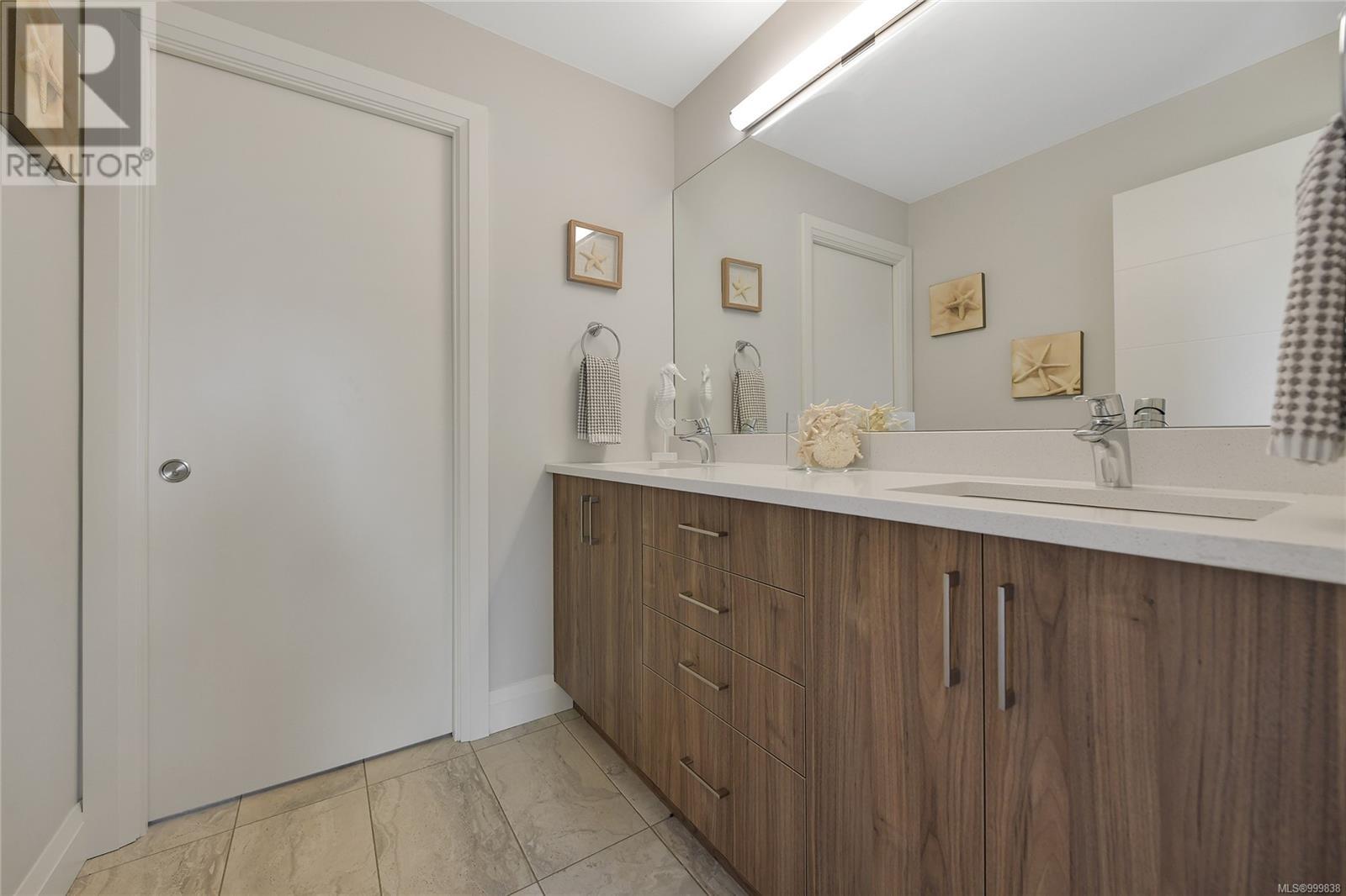Photo 65 of 2324 Middowne Rd, Oak Bay BC