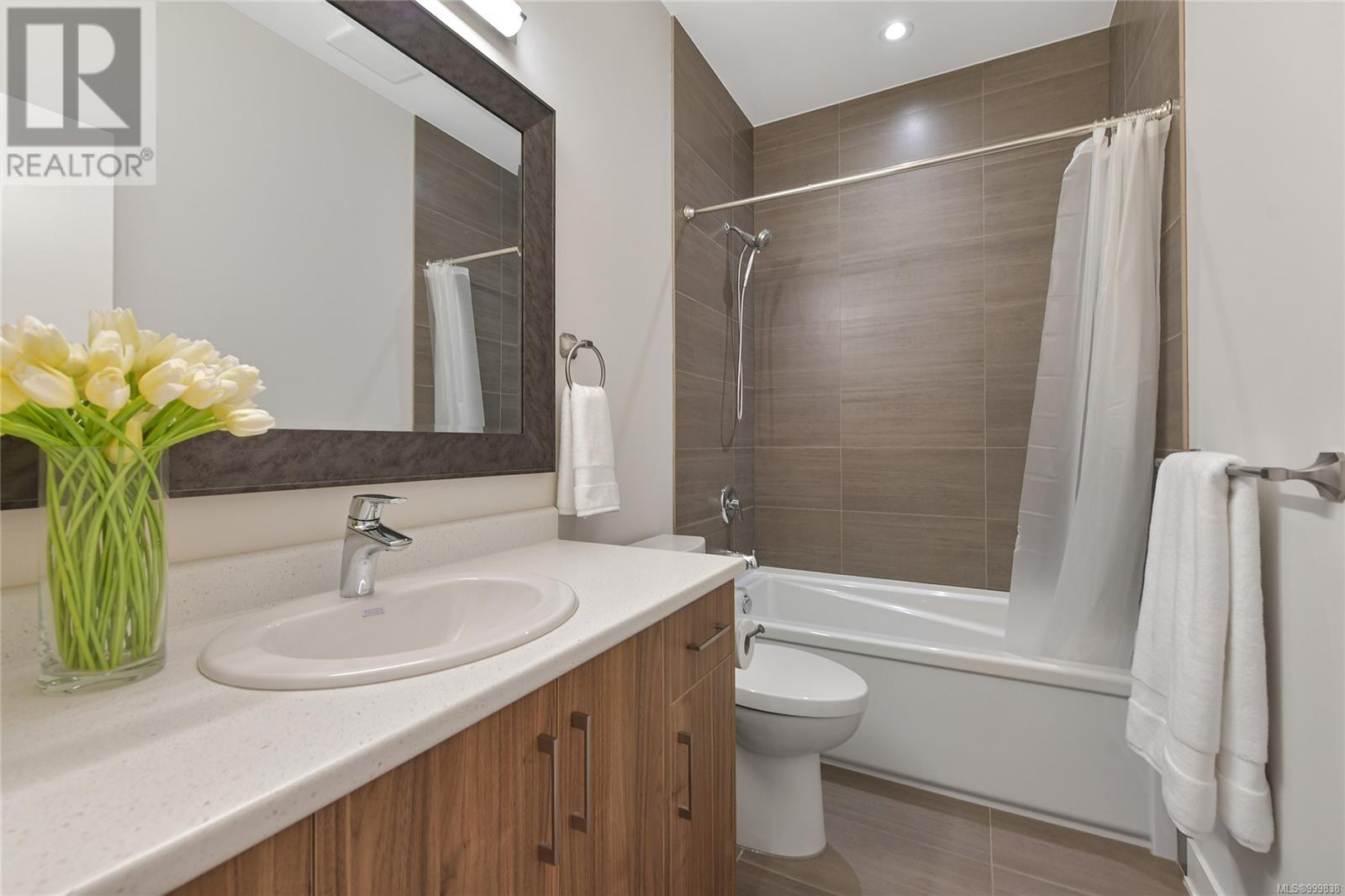 Photo 71 of 2324 Middowne Rd, Oak Bay BC
