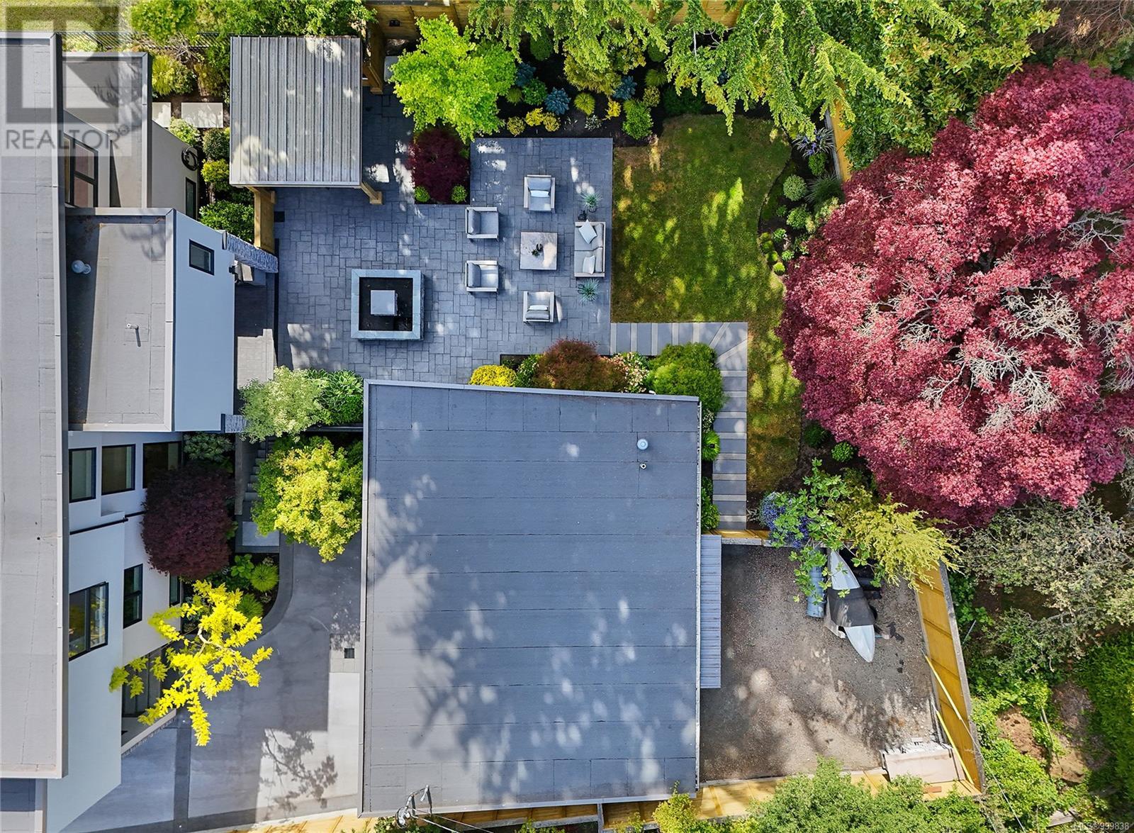 Photo 91 of 2324 Middowne Rd, Oak Bay BC