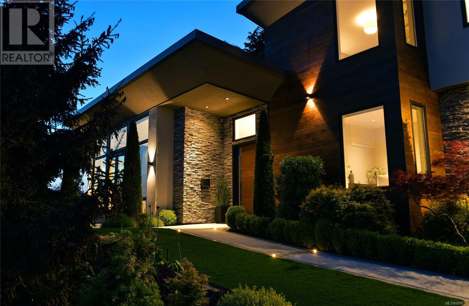 Photo 94 of 2324 Middowne Rd, Oak Bay BC