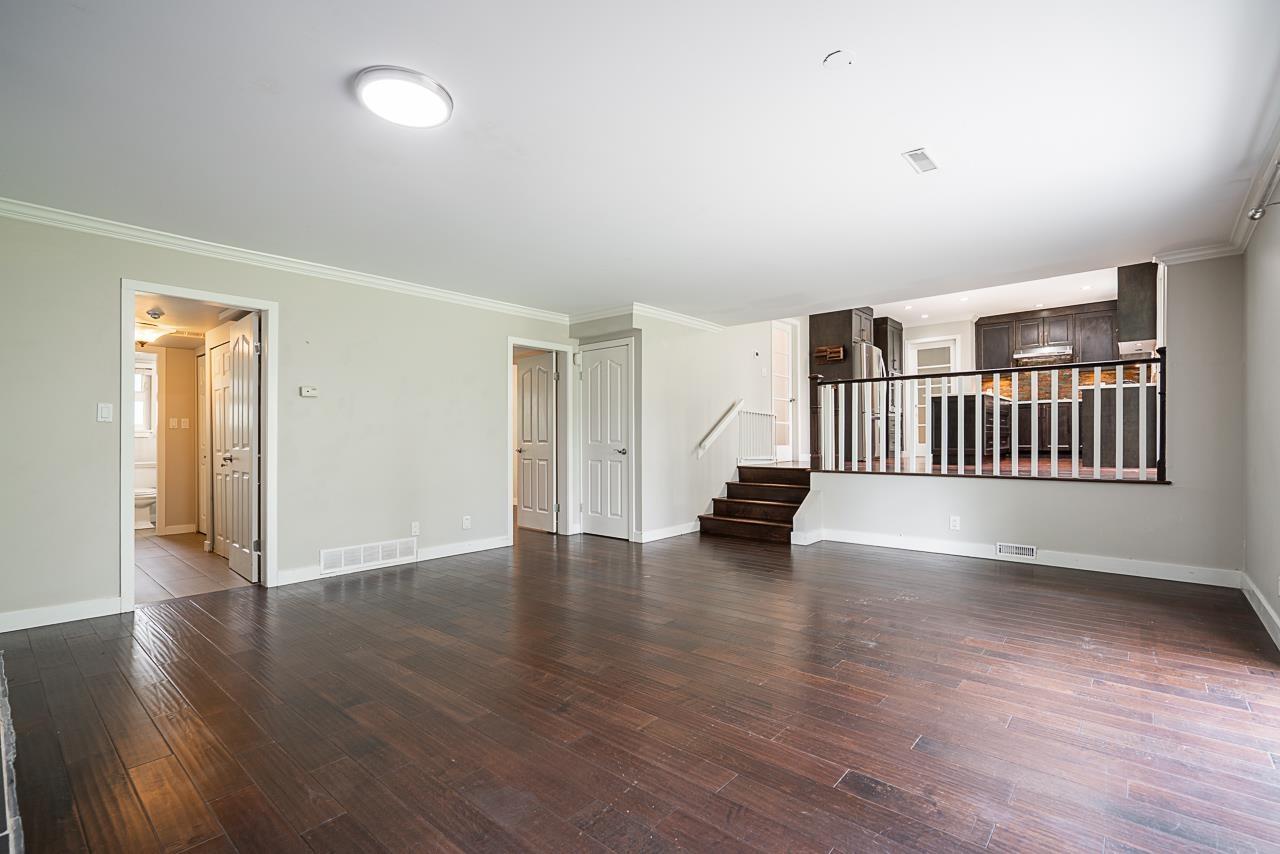 Photo 18 of 14388 Greencrest Drive, Surrey BC