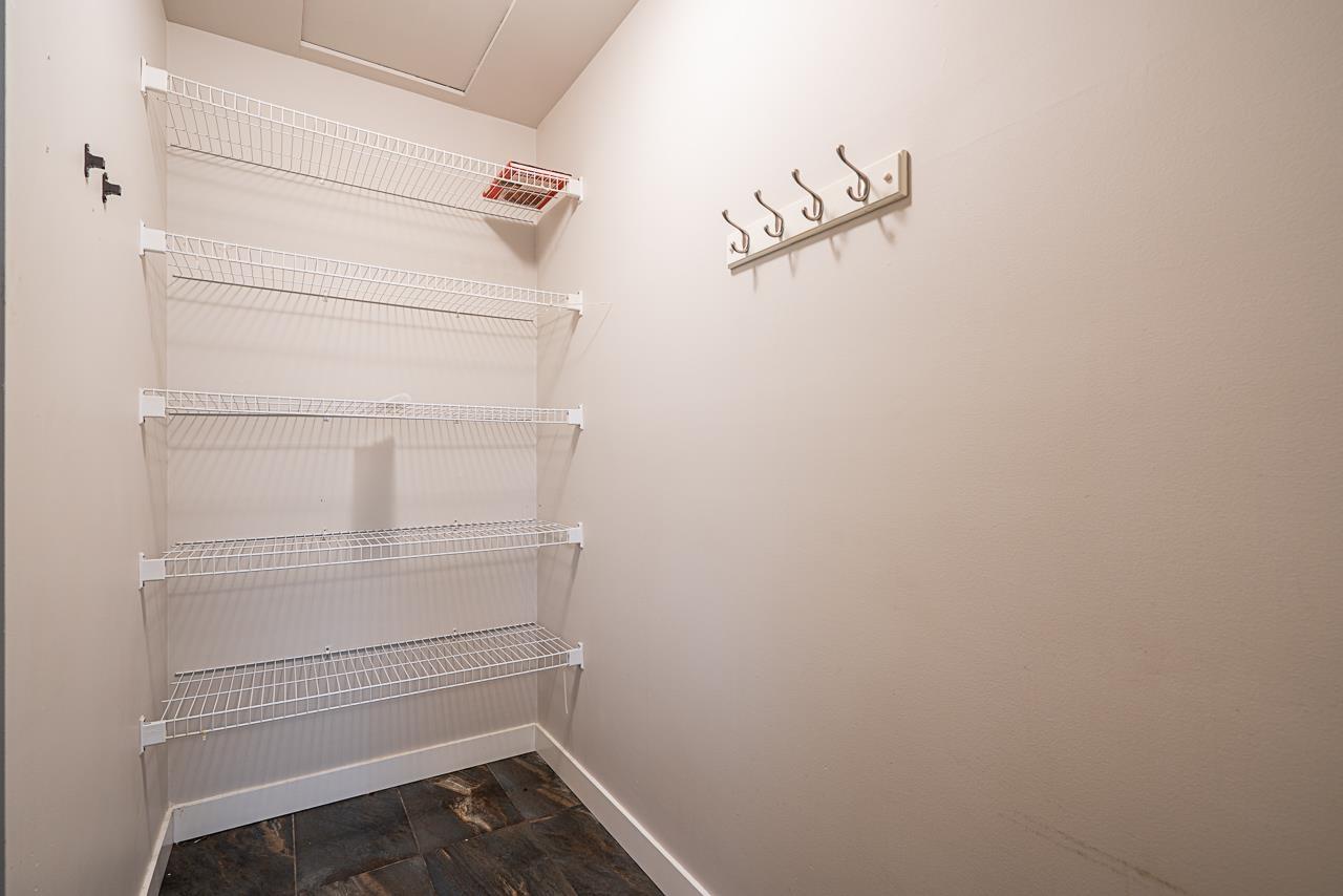 Photo 15 of 14388 Greencrest Drive, Surrey BC