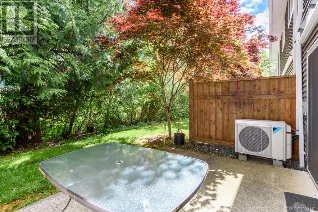 30 3400 Coniston Cres, Cumberland