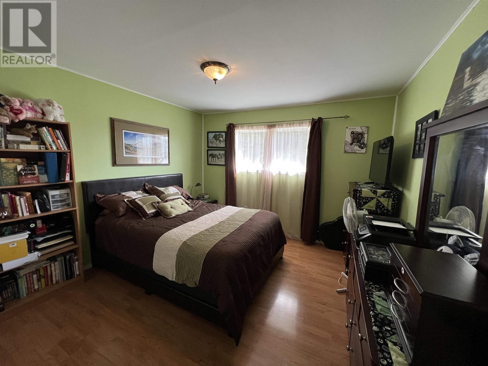 5435 AIRPORT DRIVE, Fort Nelson