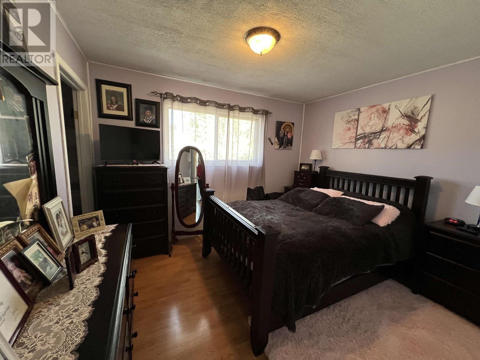 5435 AIRPORT DRIVE, Fort Nelson