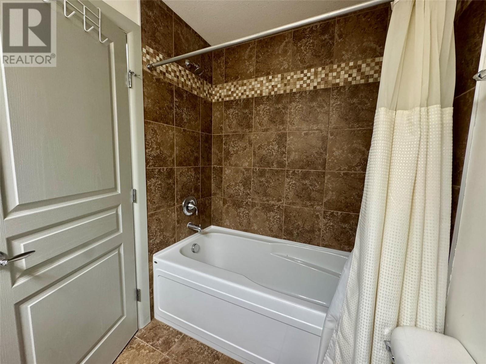 #448 654 COOK ROAD - Image 8