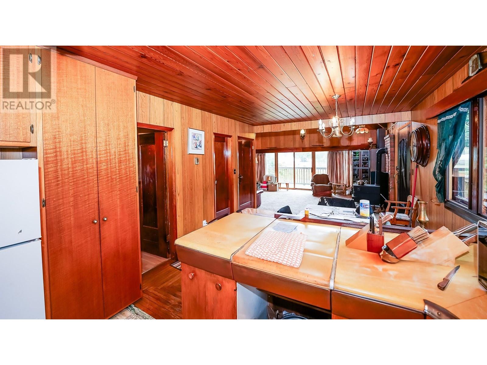  1416 Silver Sands Road, Sicamous