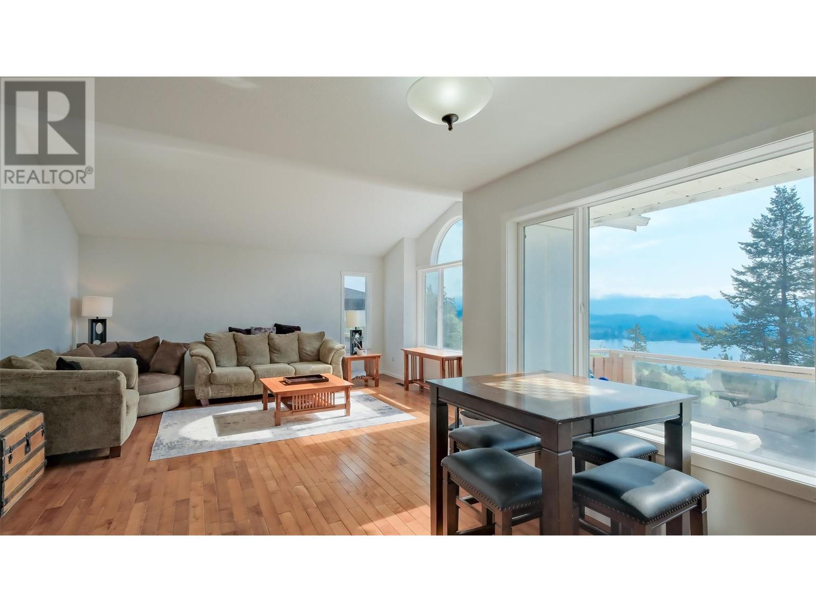 1556 BLACKWOOD DRIVE - Image 7