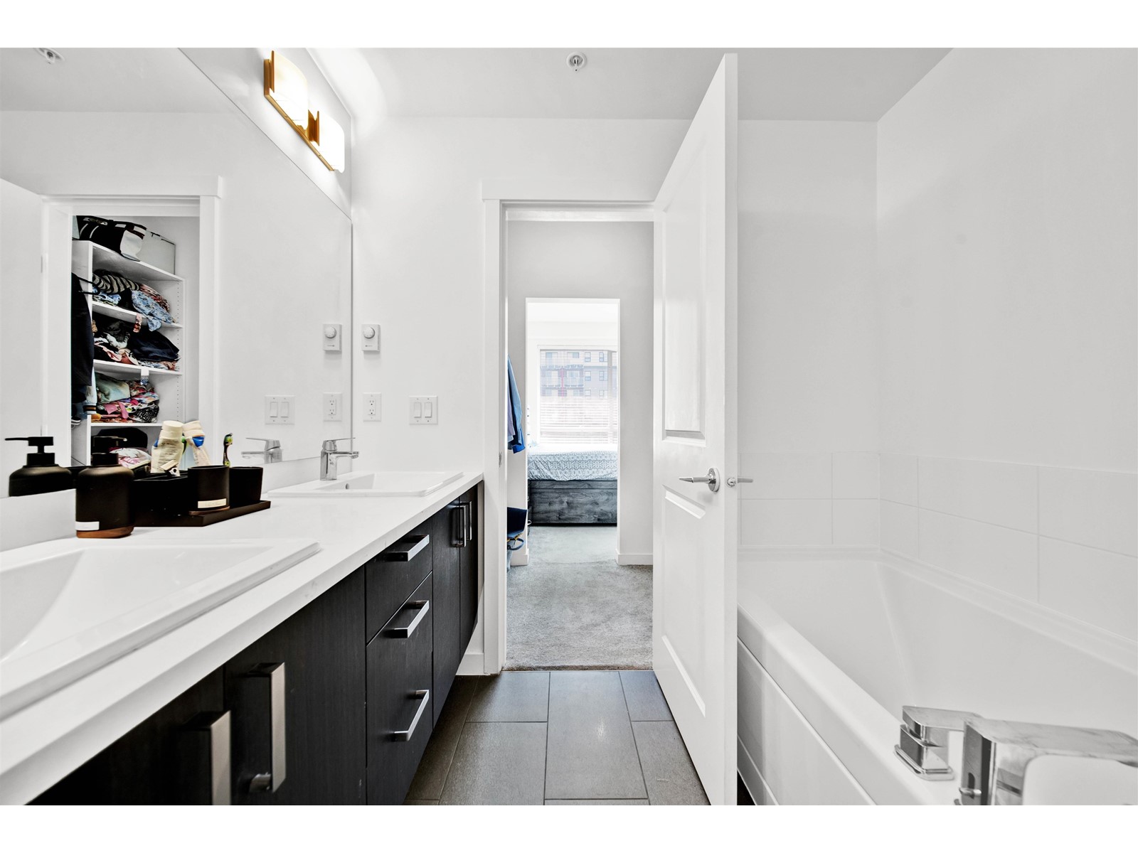 Photo 15 of 314 13628 81 A Avenue, Surrey BC