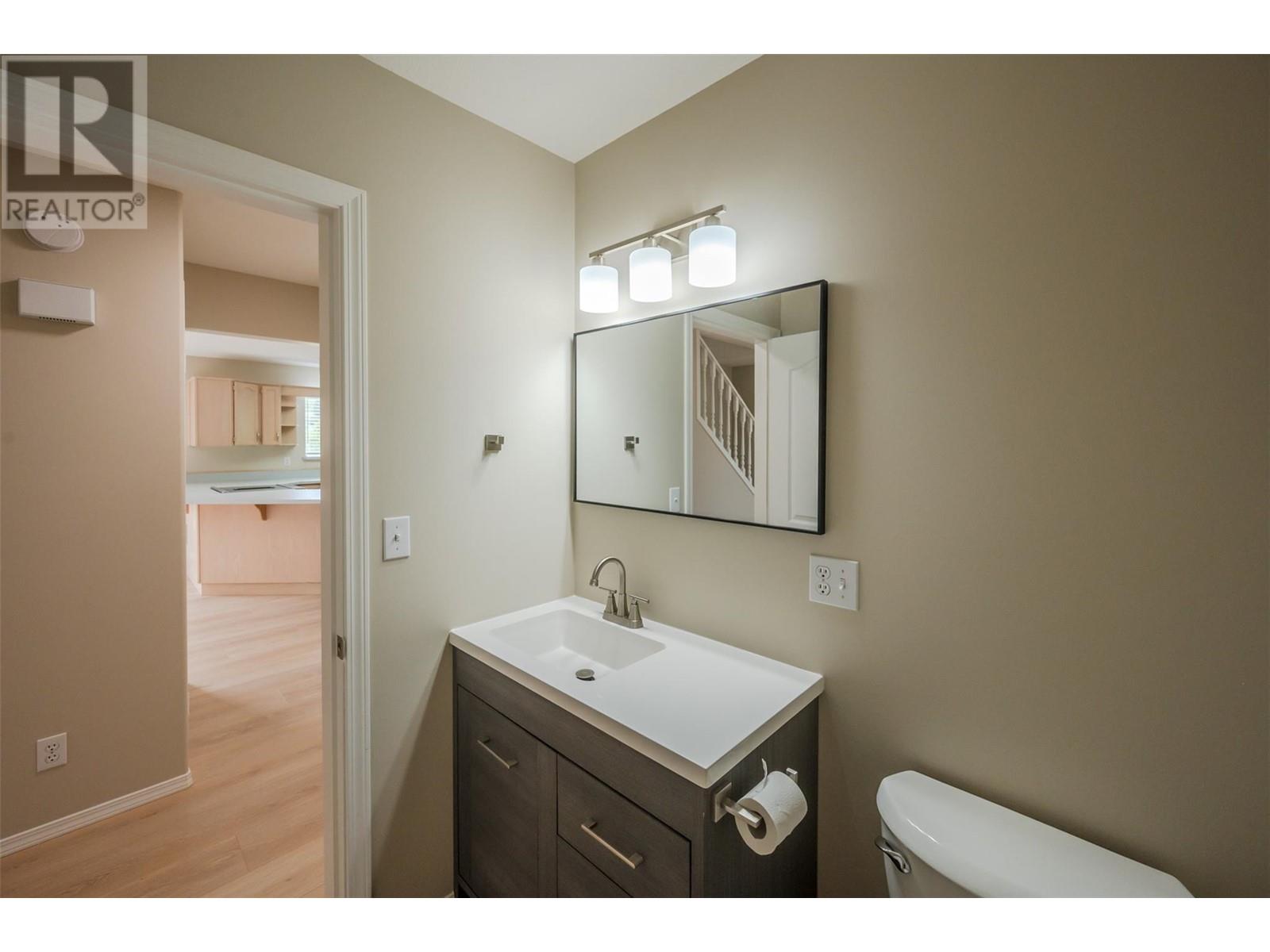  5629 Sawmill Road, Oliver