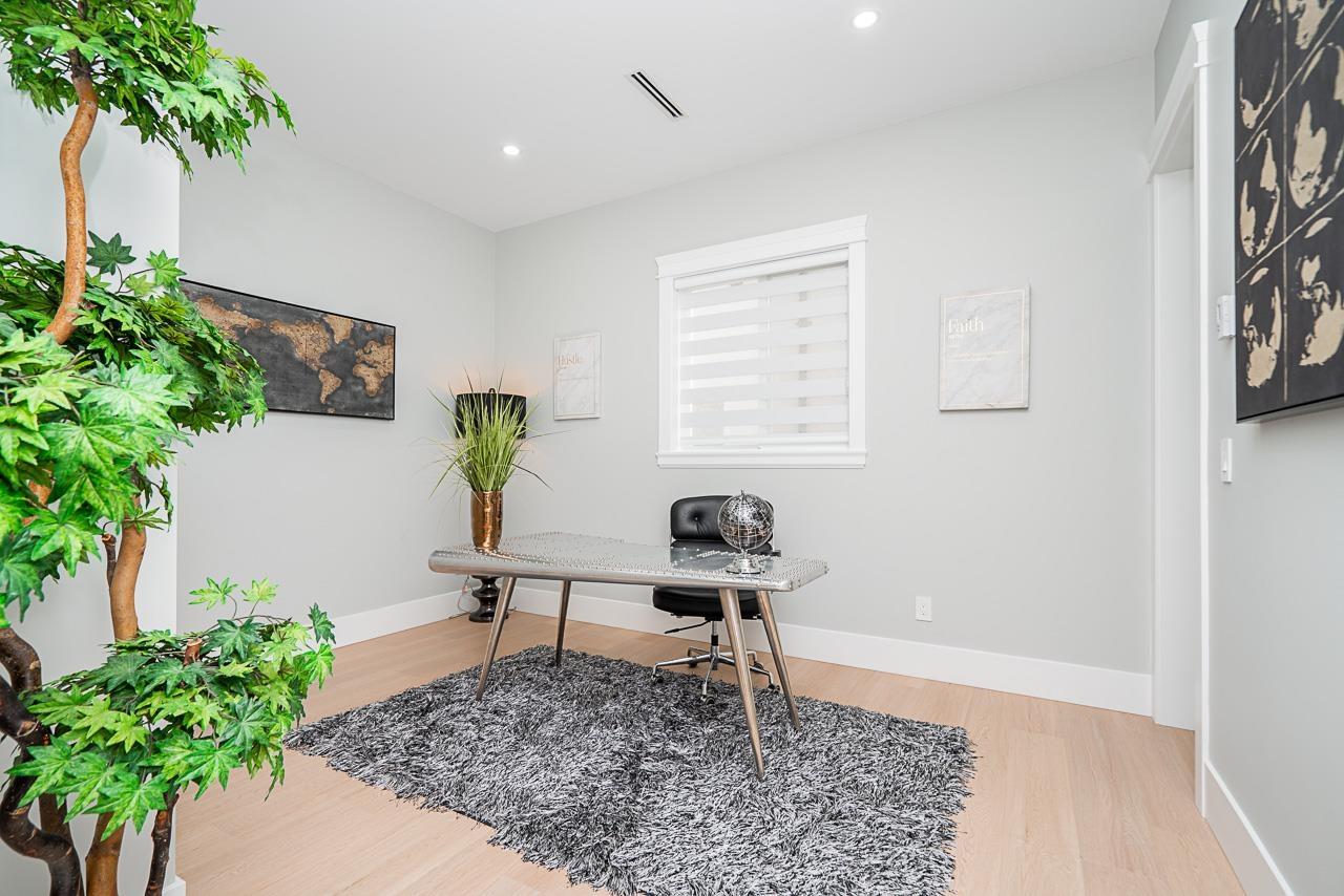 Photo 10 of 1715 167 Street, Surrey BC
