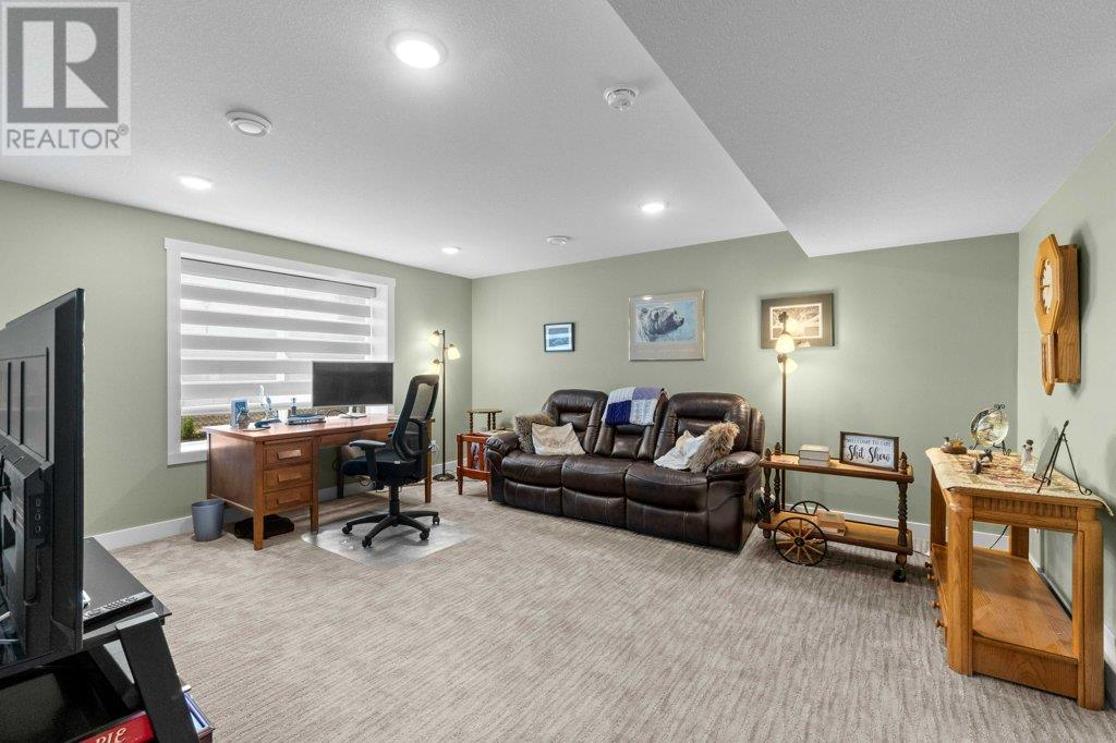 1791 10 Street SW Unit# 3, Salmon Arm