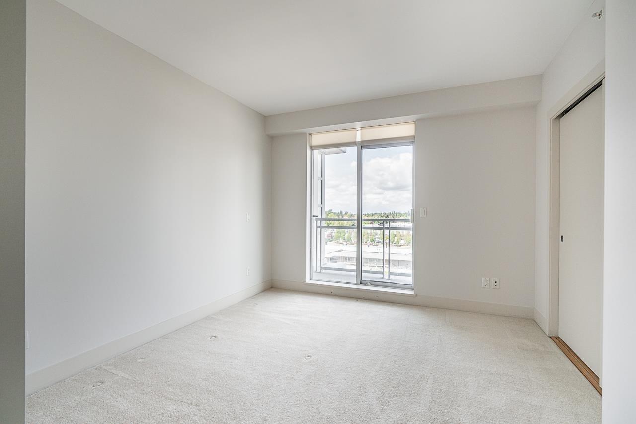 906 15152 RUSSELL AVENUE, White Rock