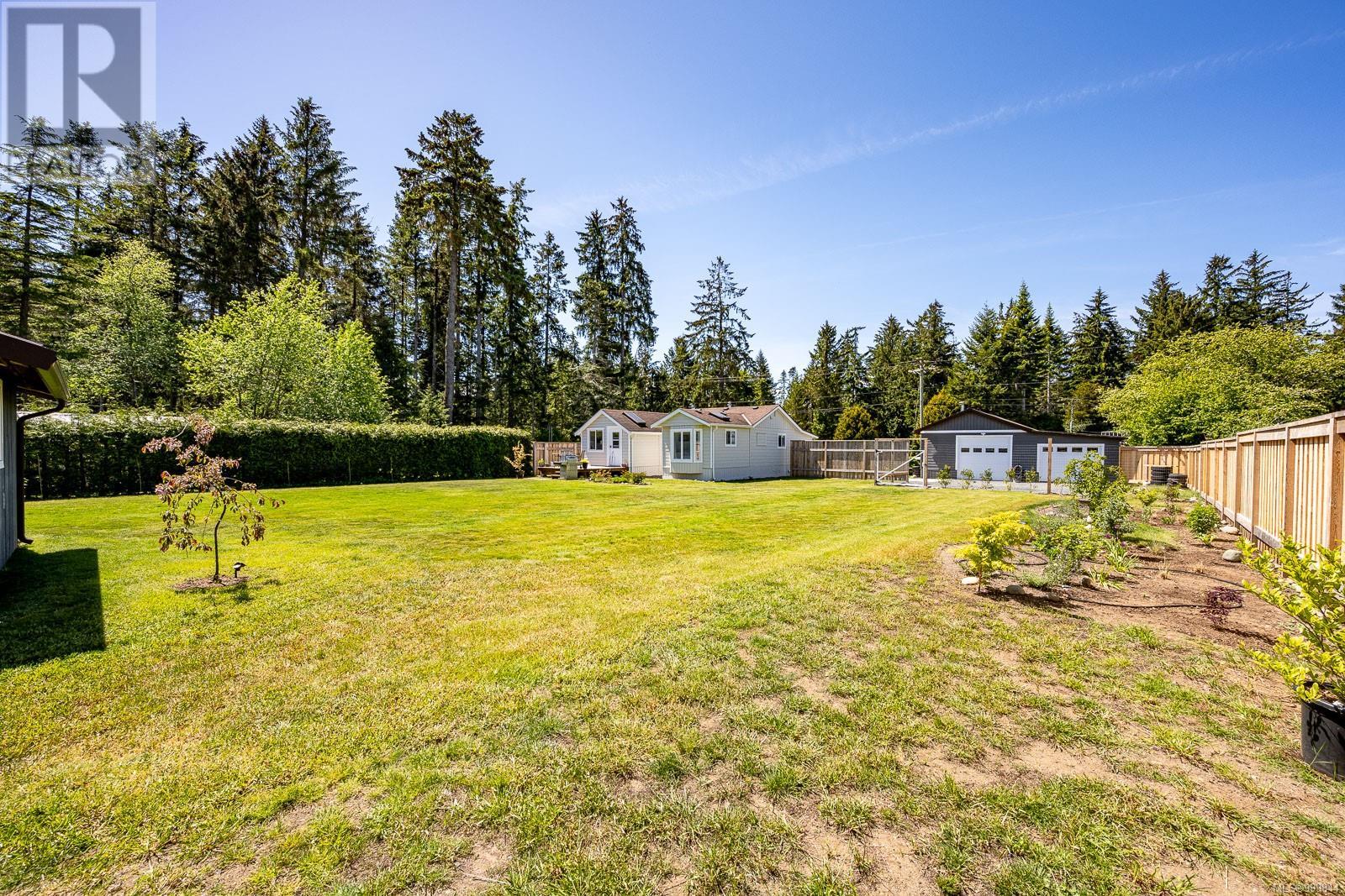 9074 CLARKSON Ave, Black Creek