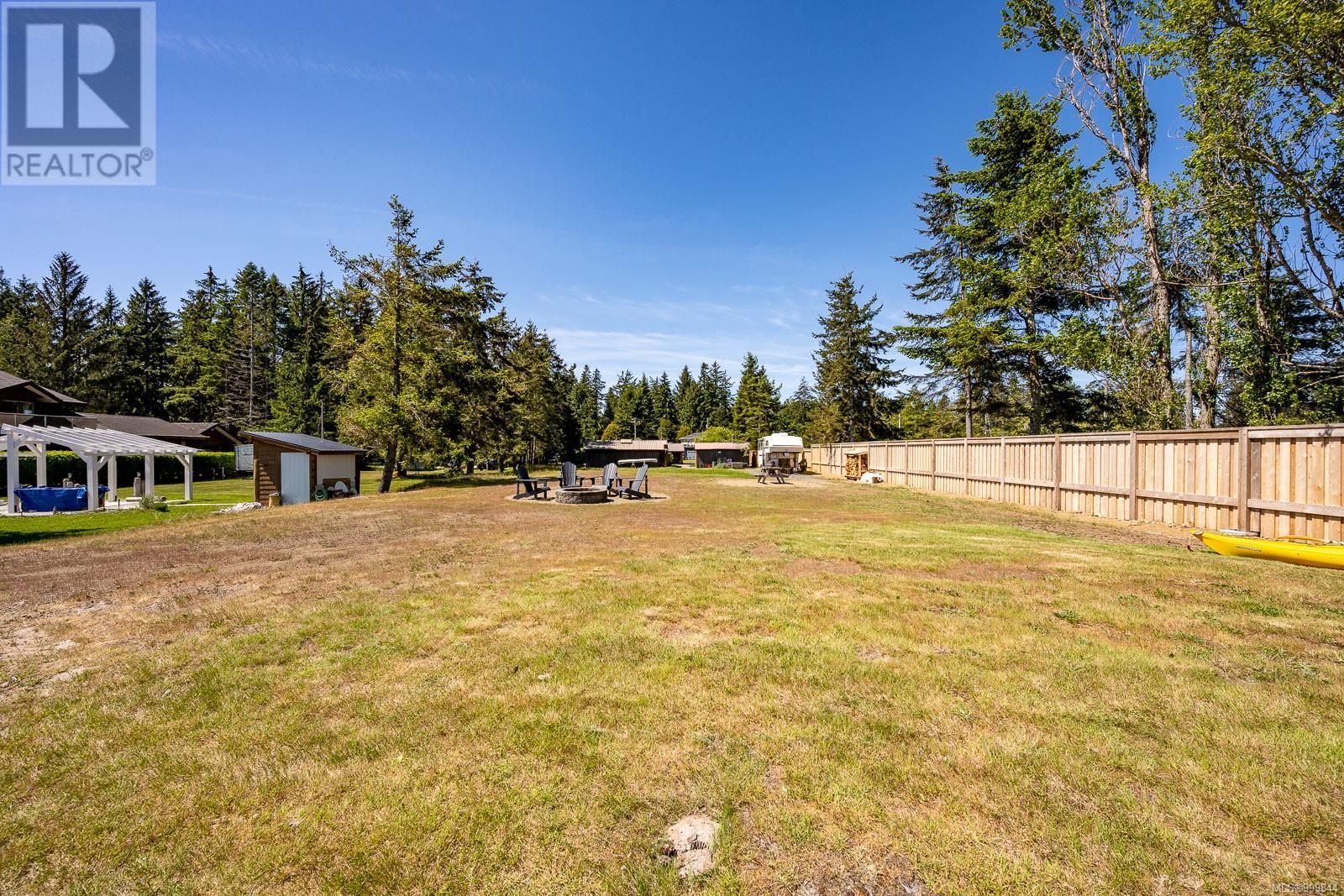 9074 CLARKSON Ave, Black Creek