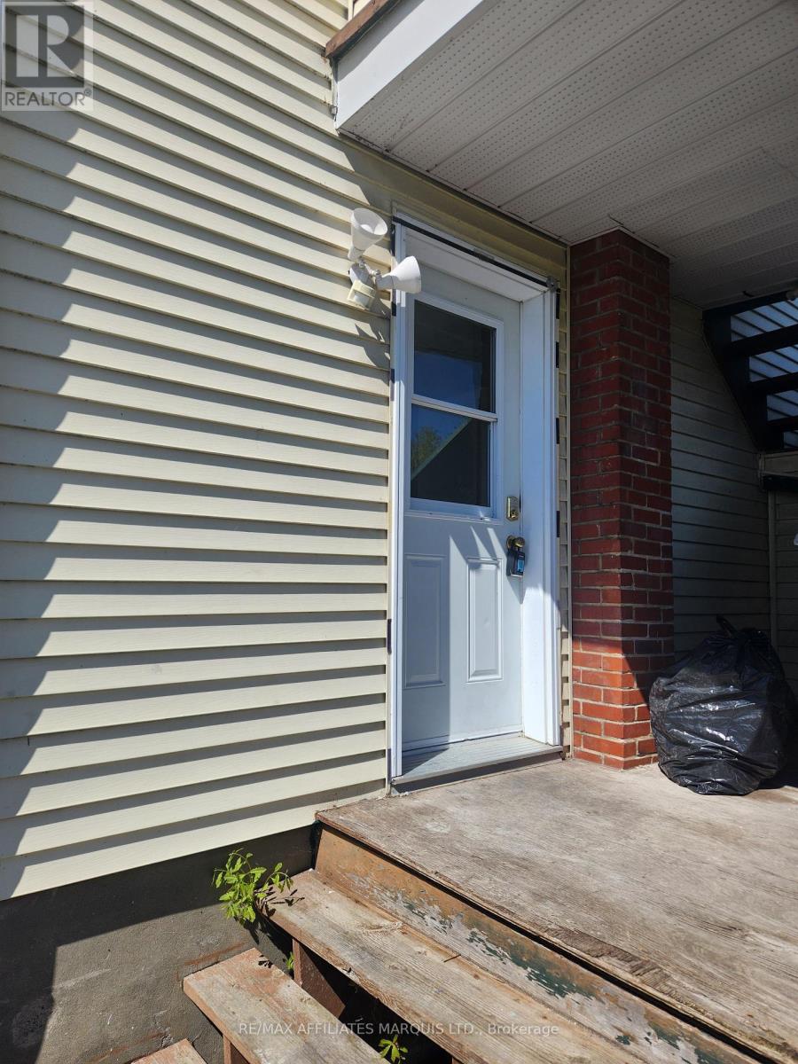 Photo 6 of 410 St Felix Street, Cornwall ON