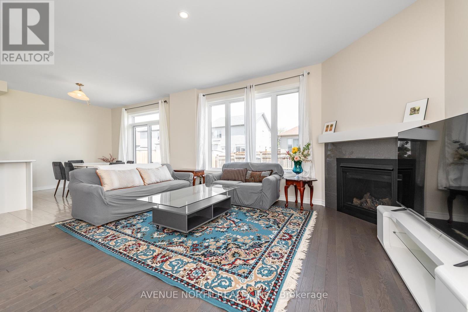 Photo 13 of 756 Namur Street, Russell ON