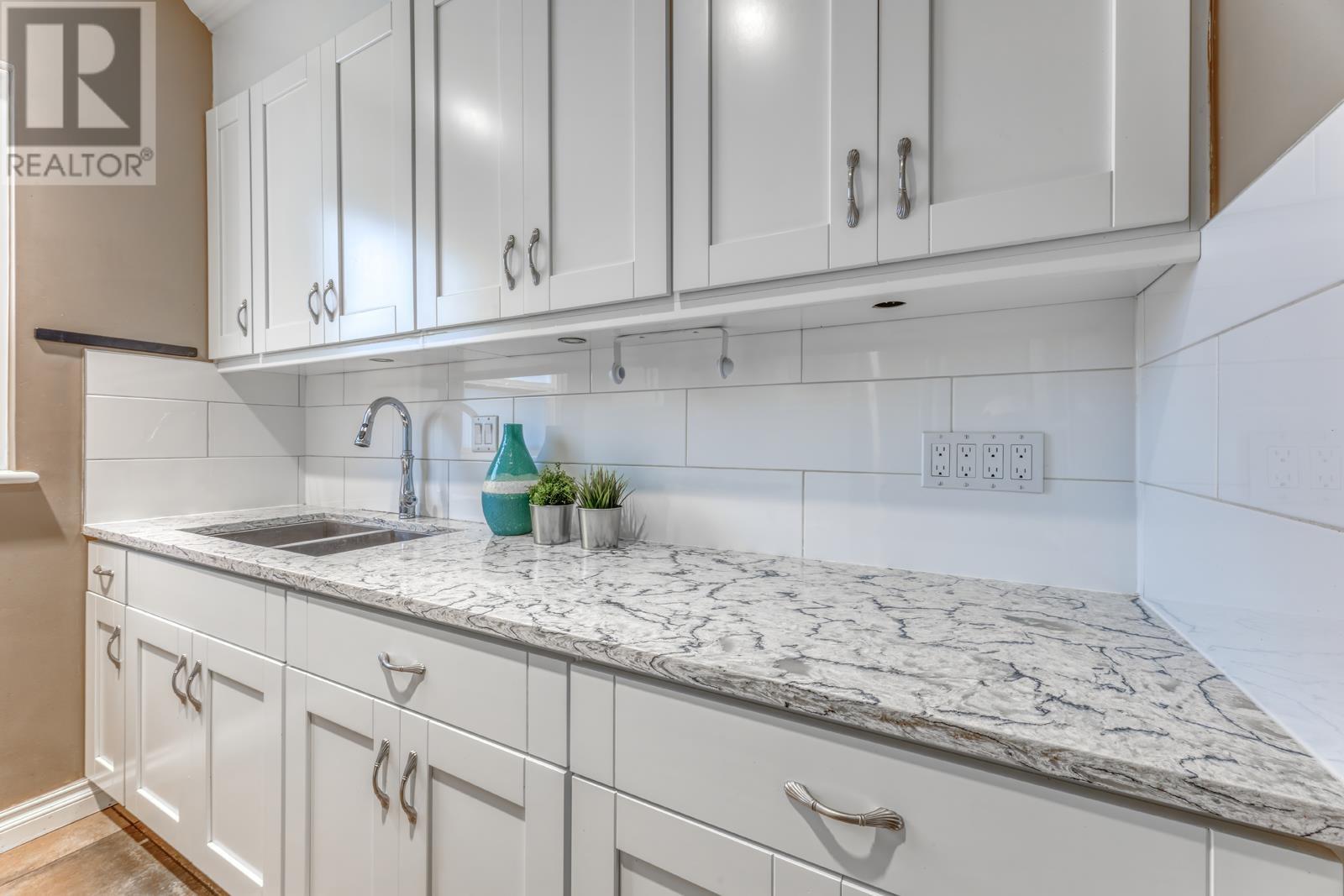 62 HETT CREEK DRIVE, Port Moody real estate listing R2999196