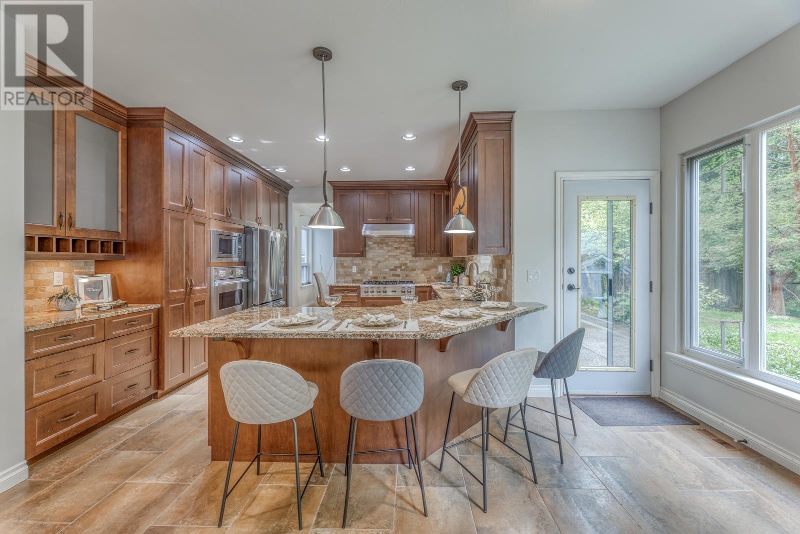 62 HETT CREEK DRIVE, Port Moody real estate listing R2999196