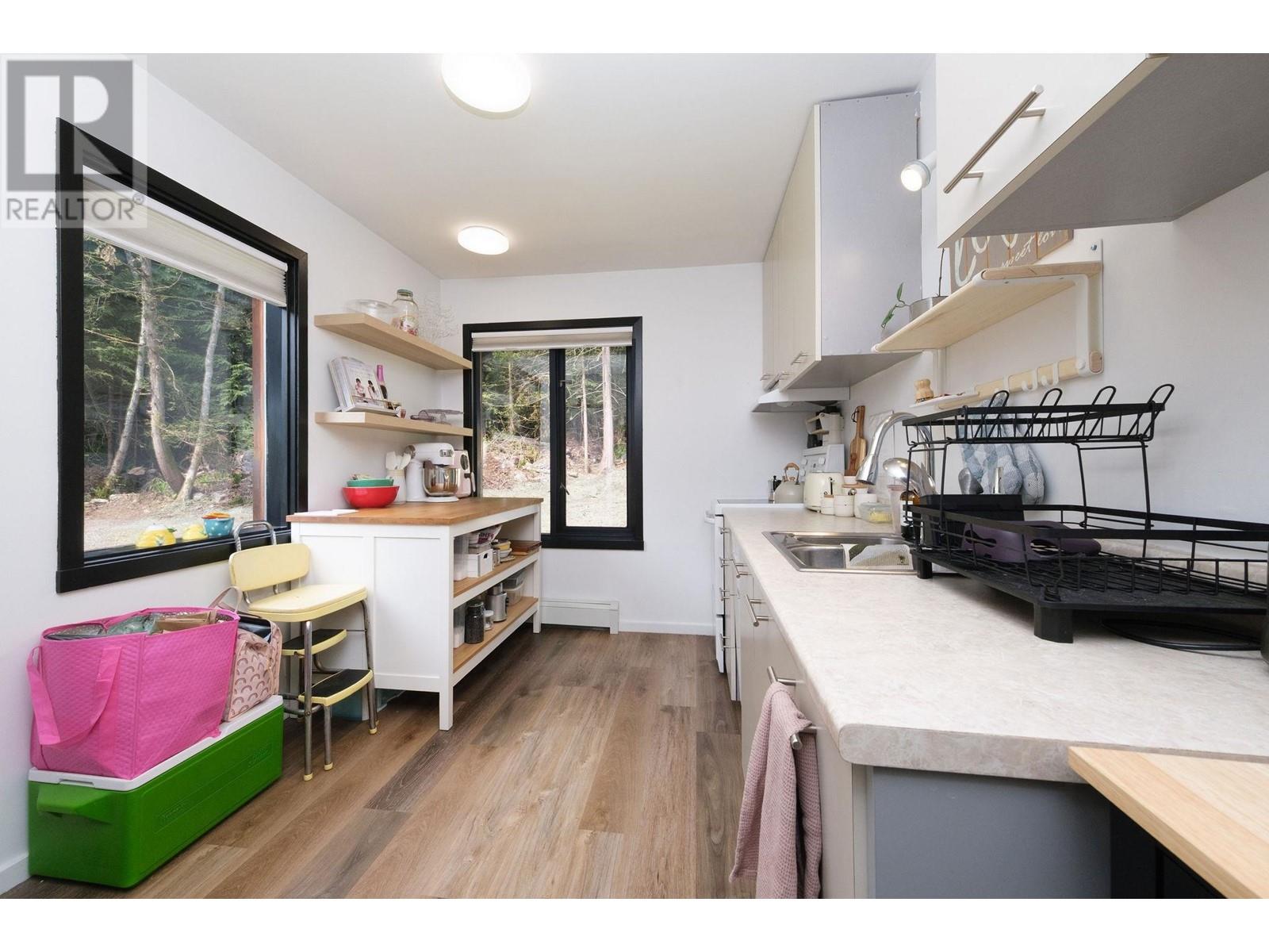 3318 LINWOOD ROAD, Roberts Creek