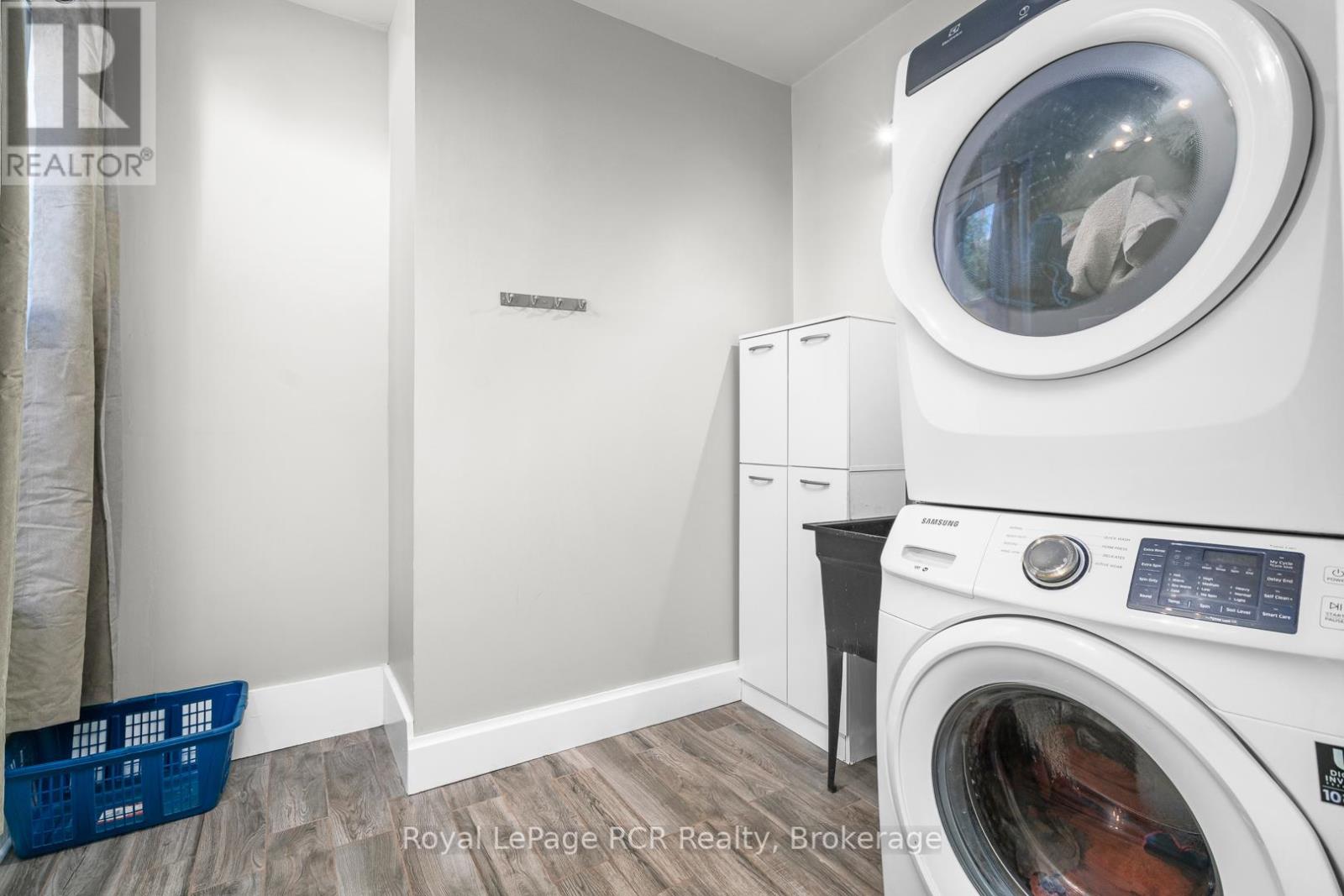 Photo 15 of 463 12 Th Street, Hanover ON