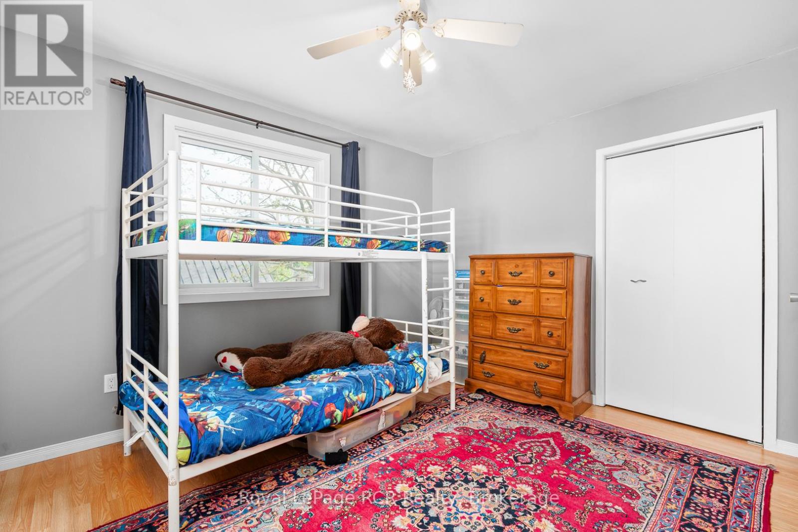 Photo 20 of 463 12 Th Street, Hanover ON