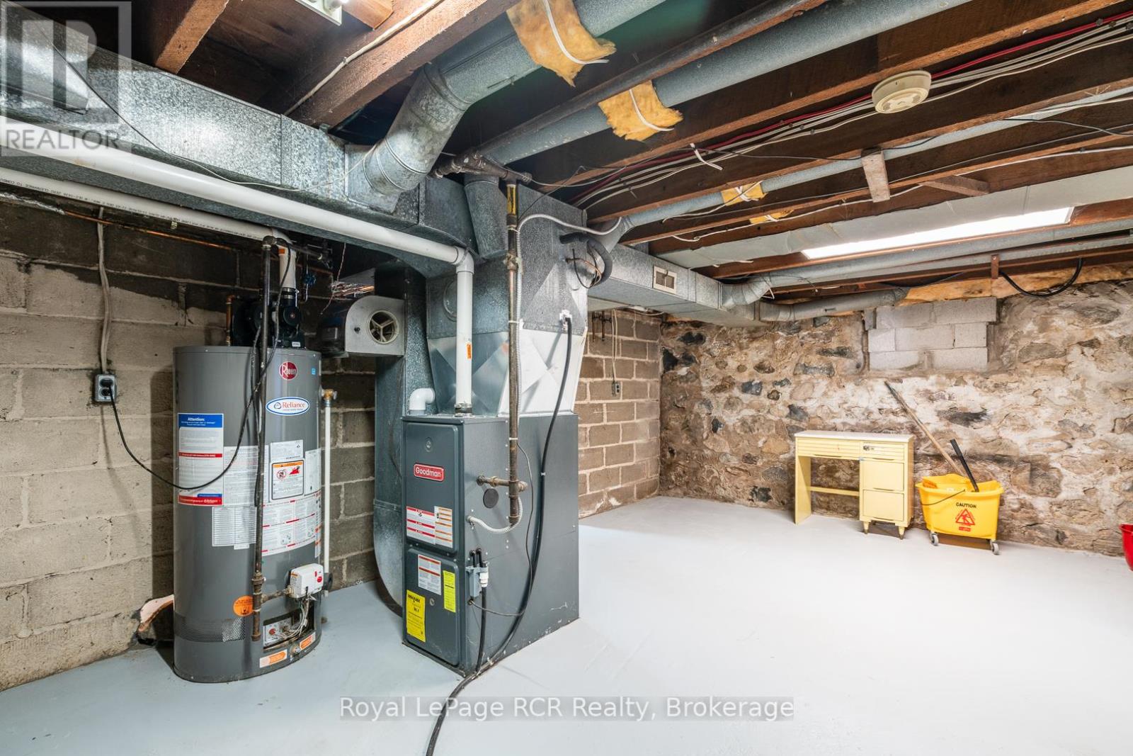 Photo 26 of 463 12 Th Street, Hanover ON