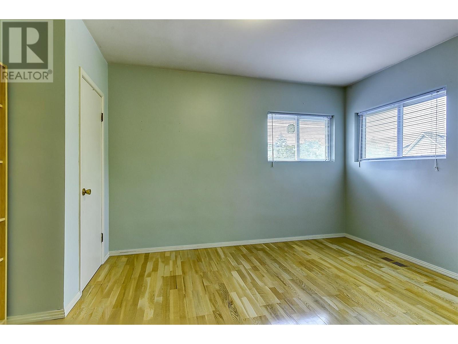  2202 Aberdeen Street, Kelowna