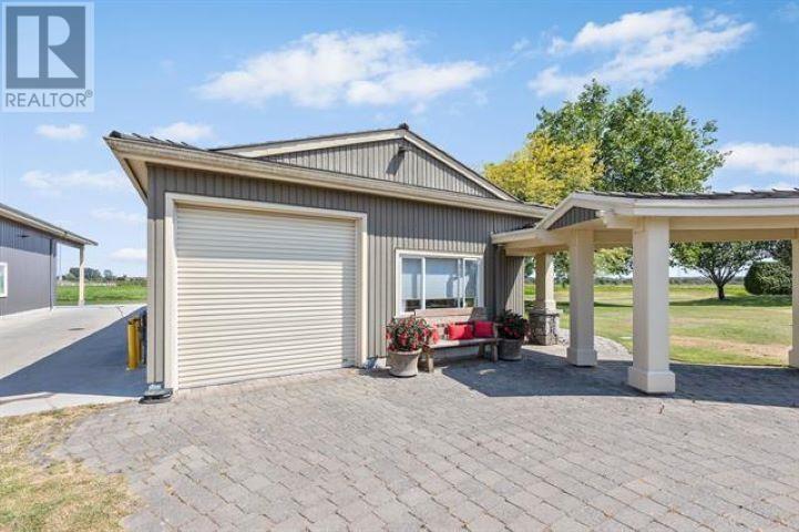Photo 3 of 2750 52nd Street, Delta BC