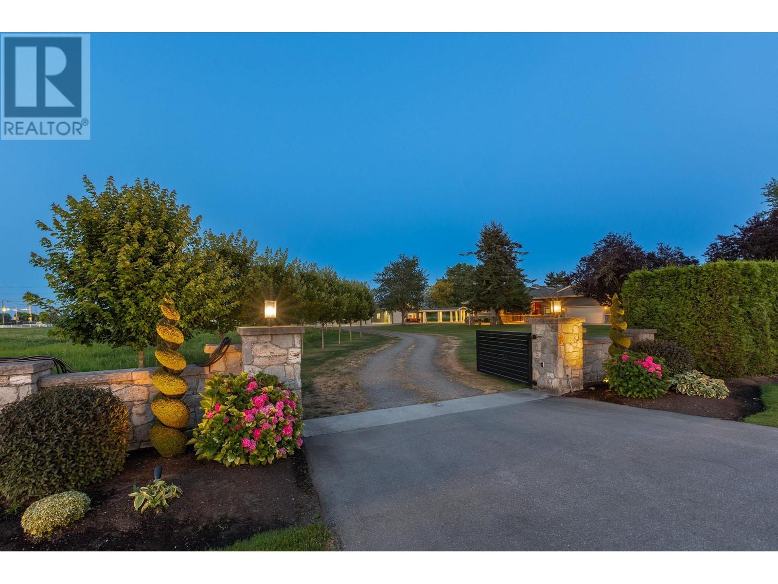 Photo 1 of 2750 52nd Street, Delta BC