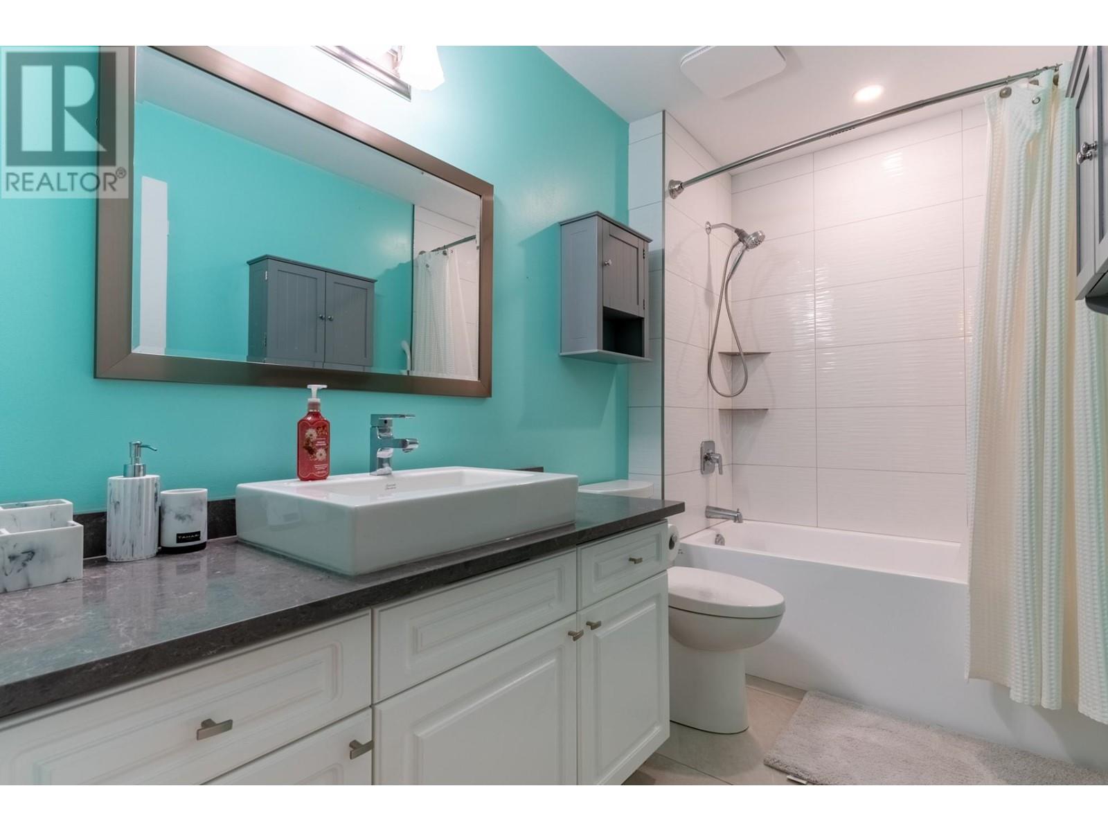 875 Sahali Terrace Unit# 406, Kamloops