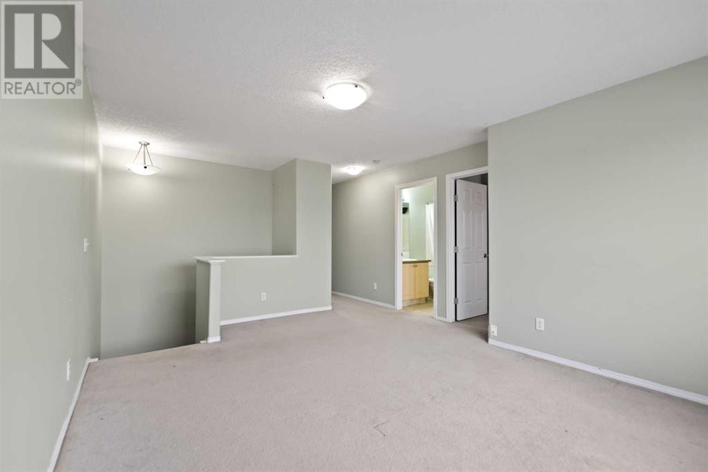 Single Family House for Sale in  Taracove Way NE Taradale Calgary 