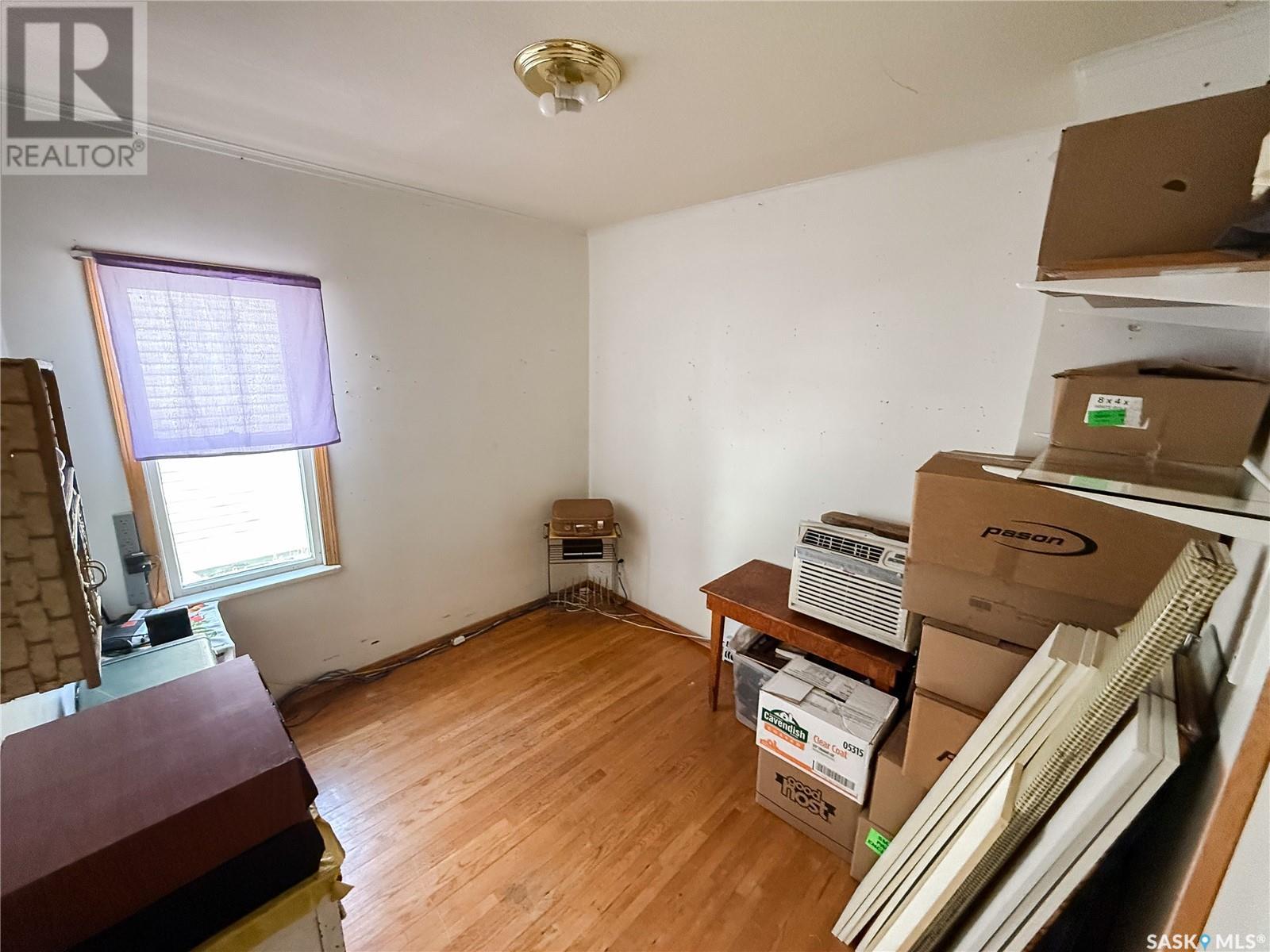 Single Family House Bungalow for Sale in  nd AVENUE NE Swift Current 