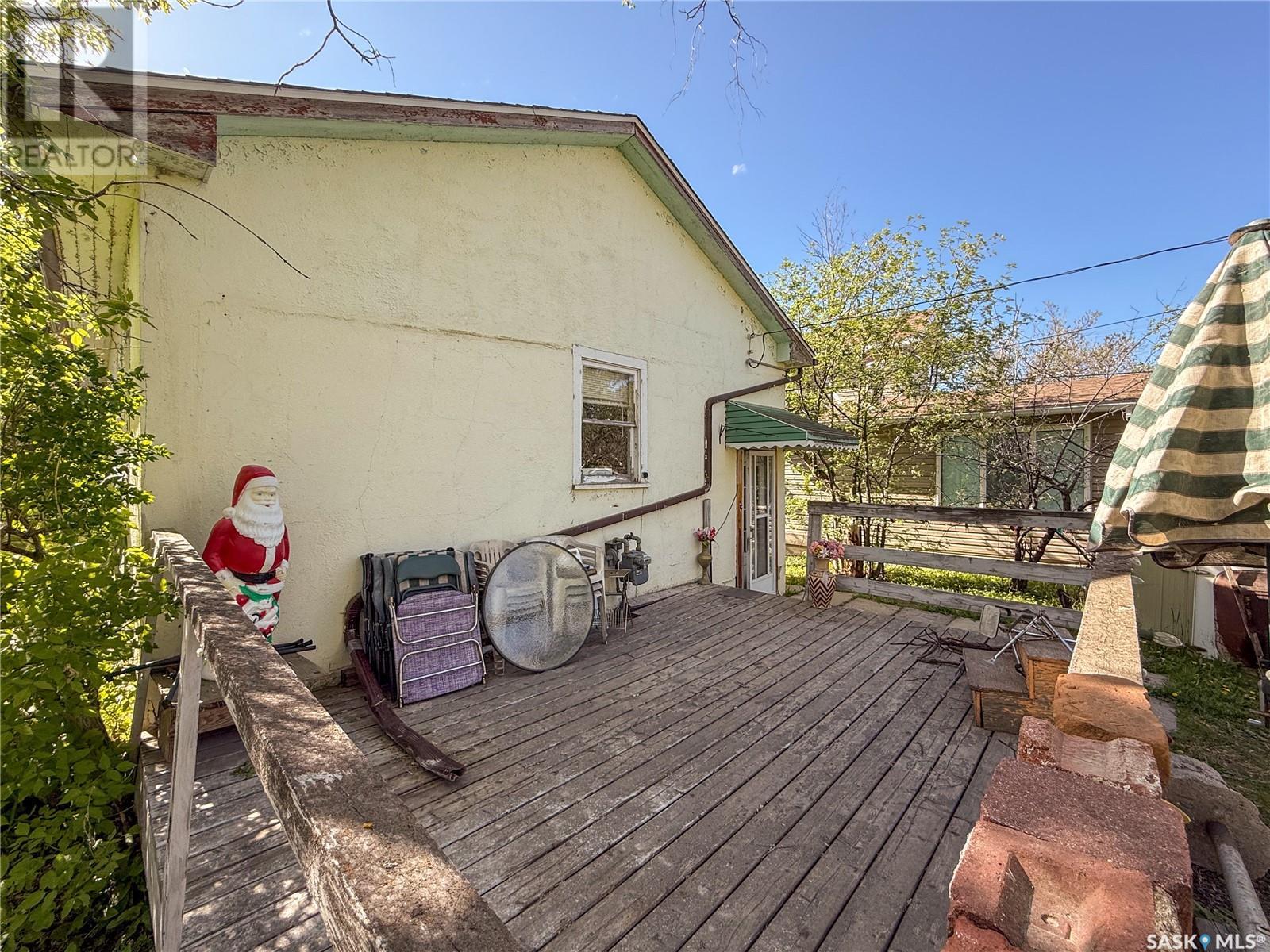 Single Family House Bungalow for Sale in  nd AVENUE NE Swift Current 