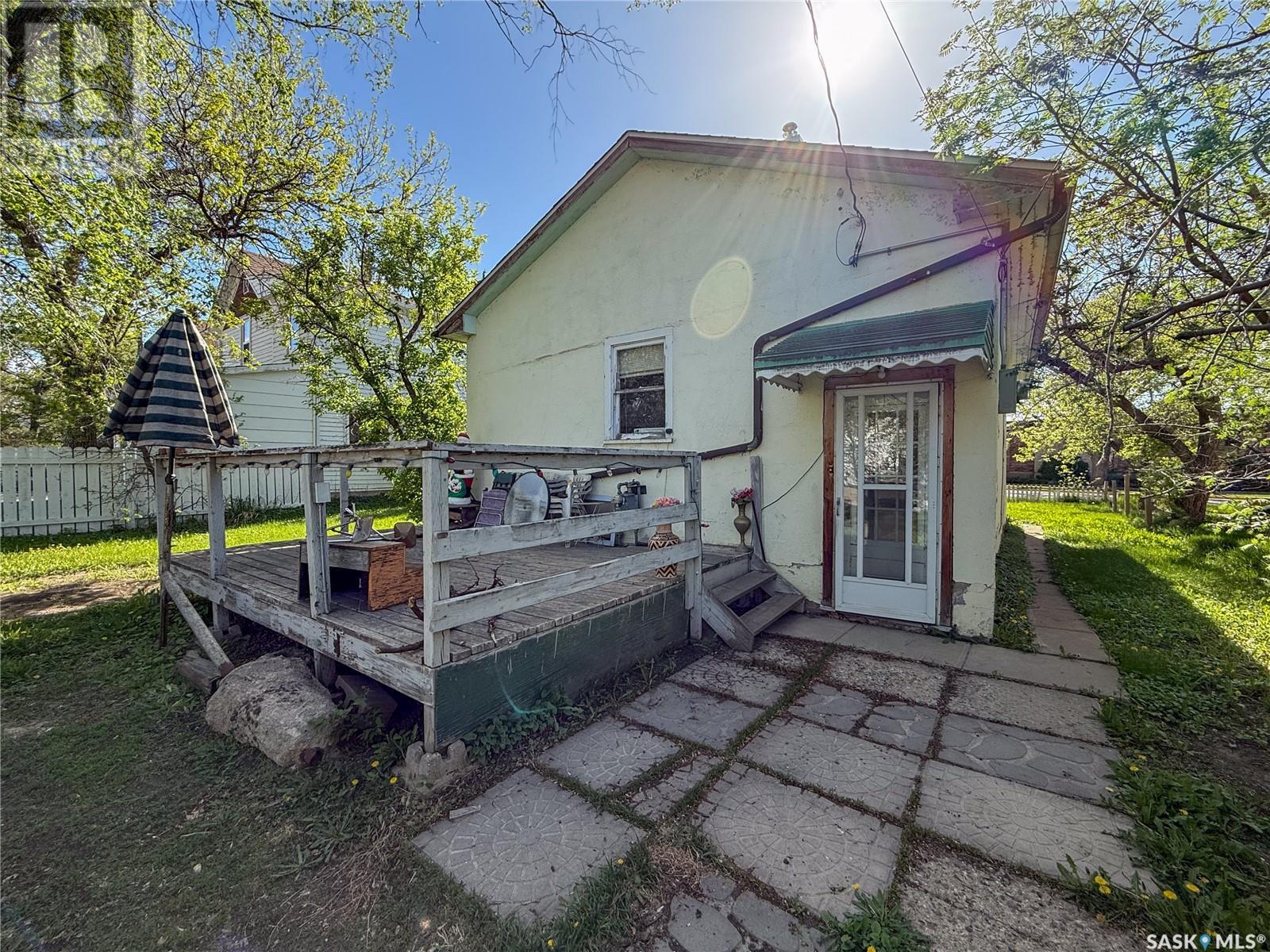 Single Family House Bungalow for Sale in  nd AVENUE NE Swift Current 
