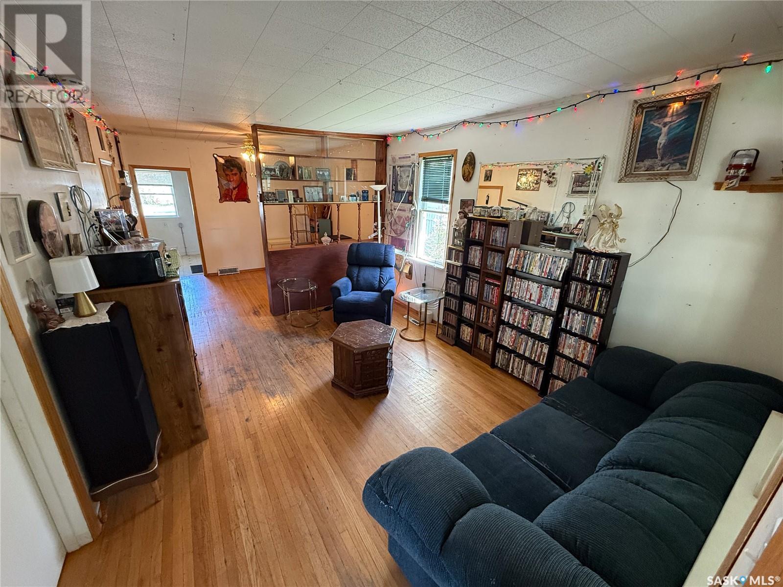 Single Family House Bungalow for Sale in  nd AVENUE NE Swift Current 