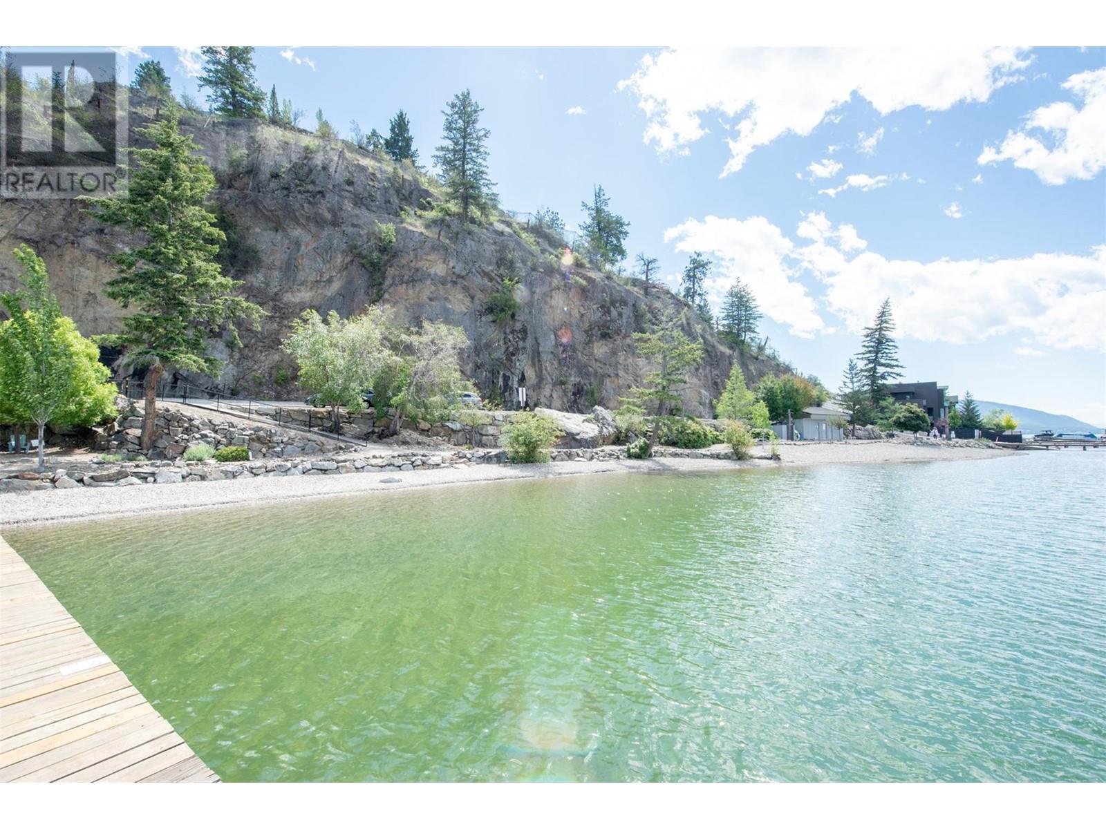  46 Farchant Way, Vernon