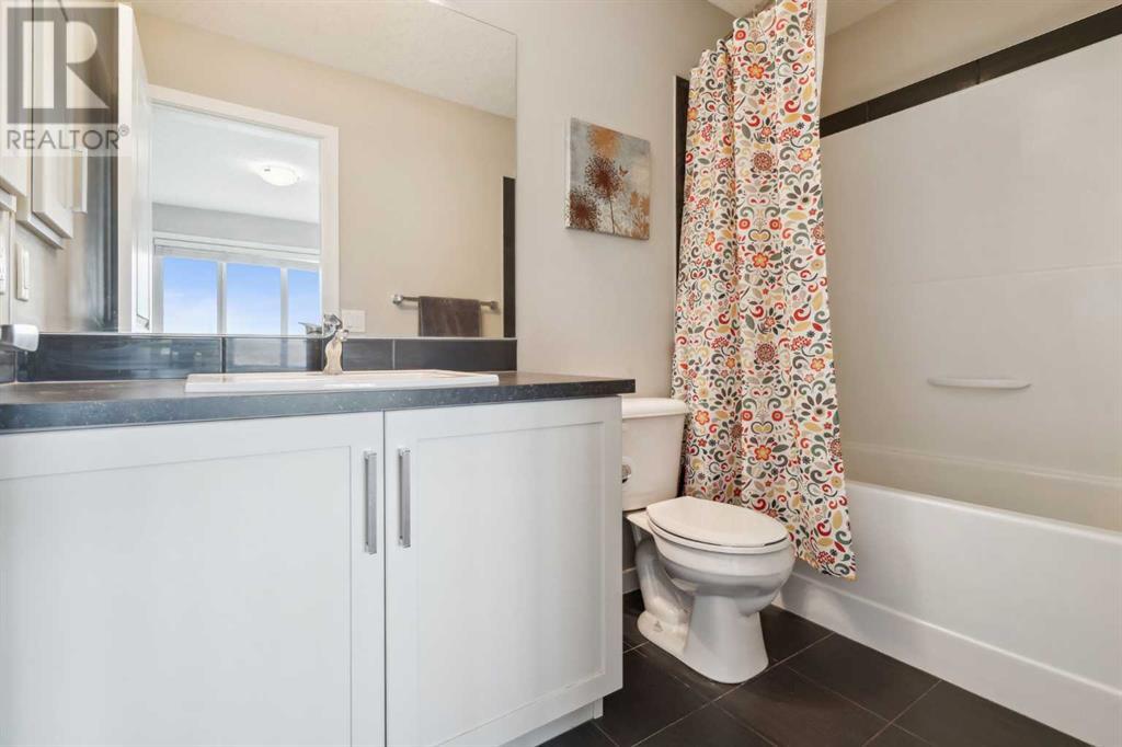 Single Family House for Sale in  Copperstone Common SE Copperfield Calgary 