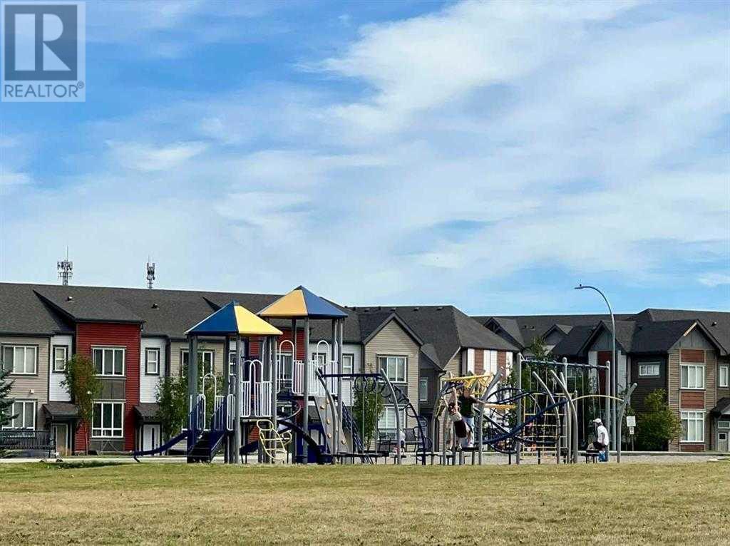 Single Family House for Sale in  Copperstone Common SE Copperfield Calgary 