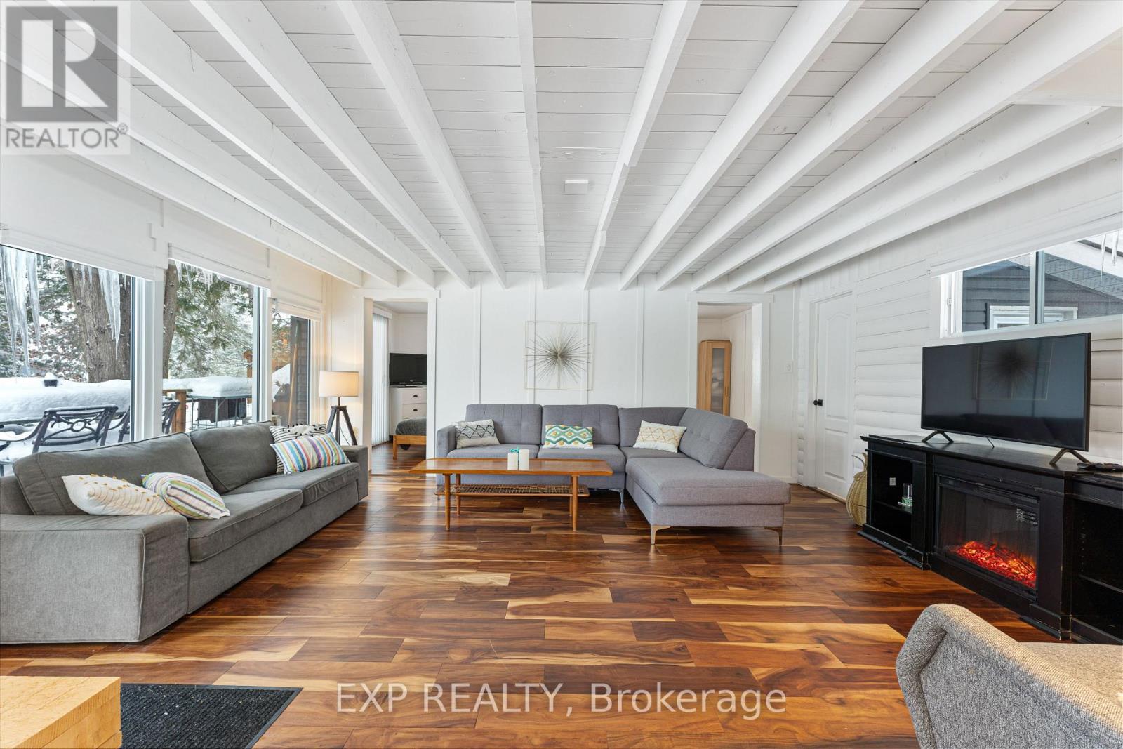 Photo 4 of 1044 Shanahan Trail, Minden Hills ON
