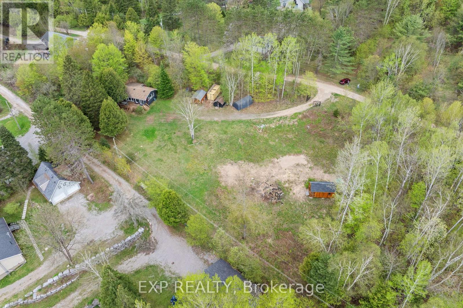 Photo 5 of 1044 Shanahan Trail, Minden Hills ON