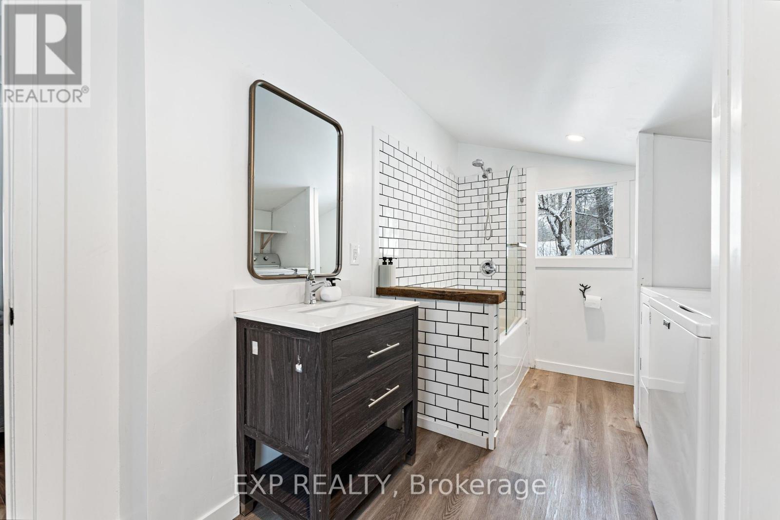 Photo 10 of 1044 Shanahan Trail, Minden Hills ON