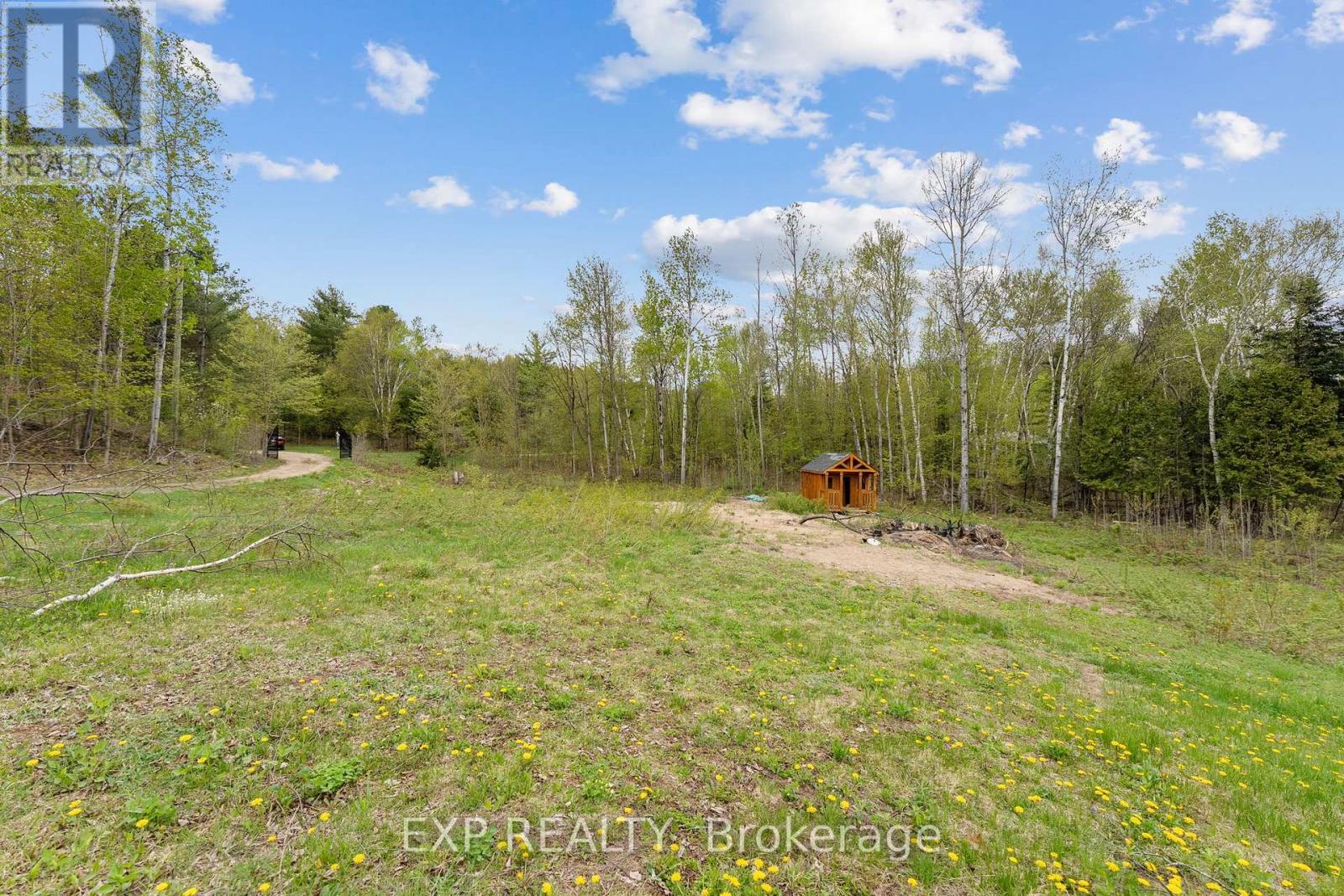 Photo 26 of 1044 Shanahan Trail, Minden Hills ON
